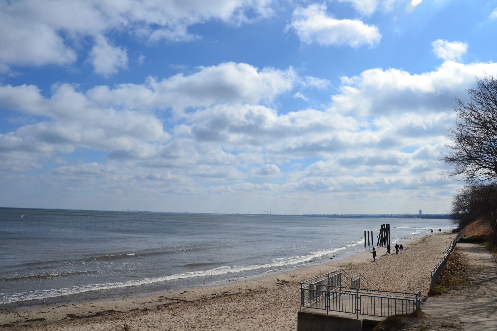 Nikon D3100 sample photo. Monolithic part of the photography