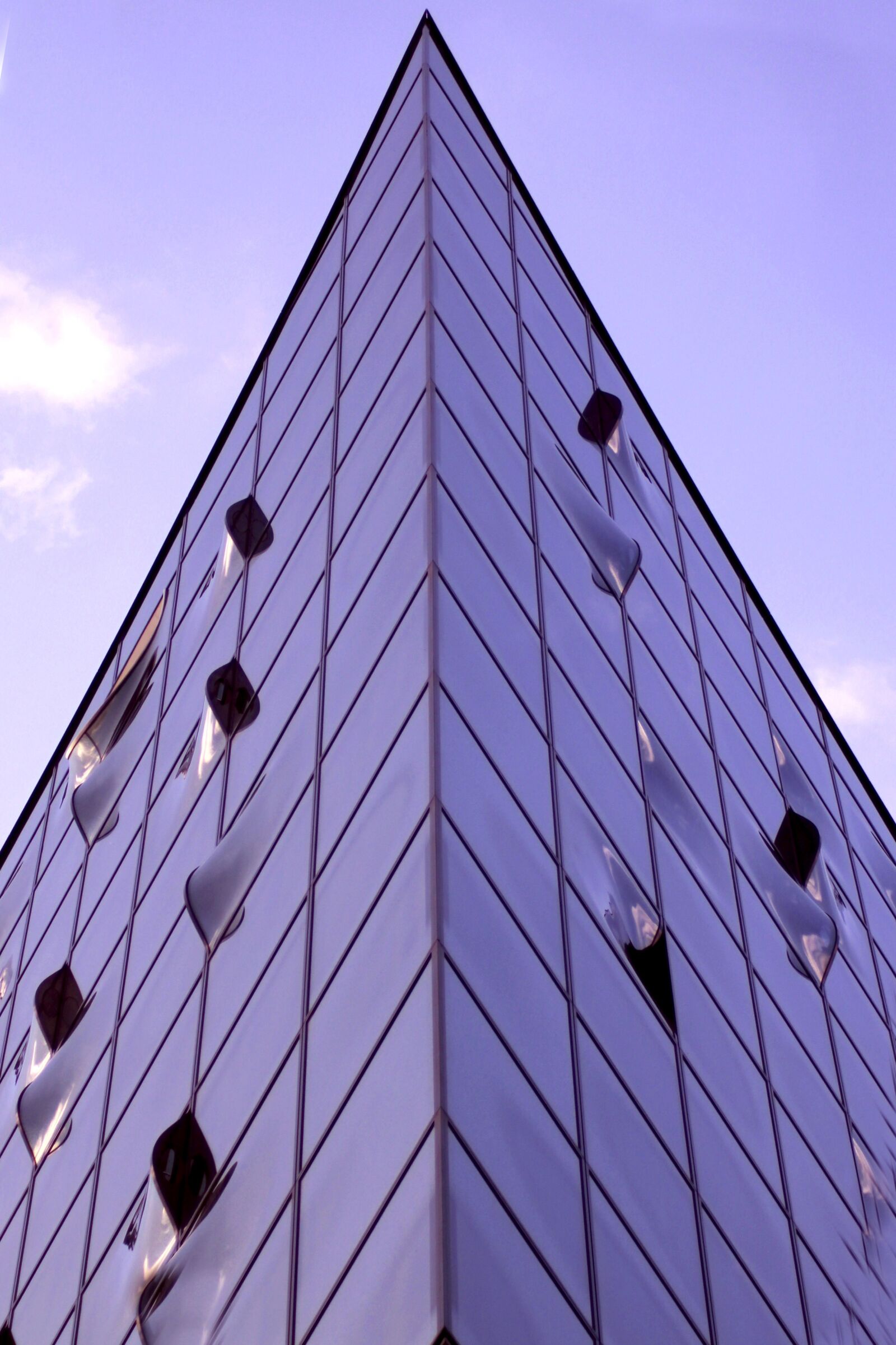 Canon EOS 1100D (EOS Rebel T3 / EOS Kiss X50) sample photo. Elbe philharmonic hall, hamburg photography