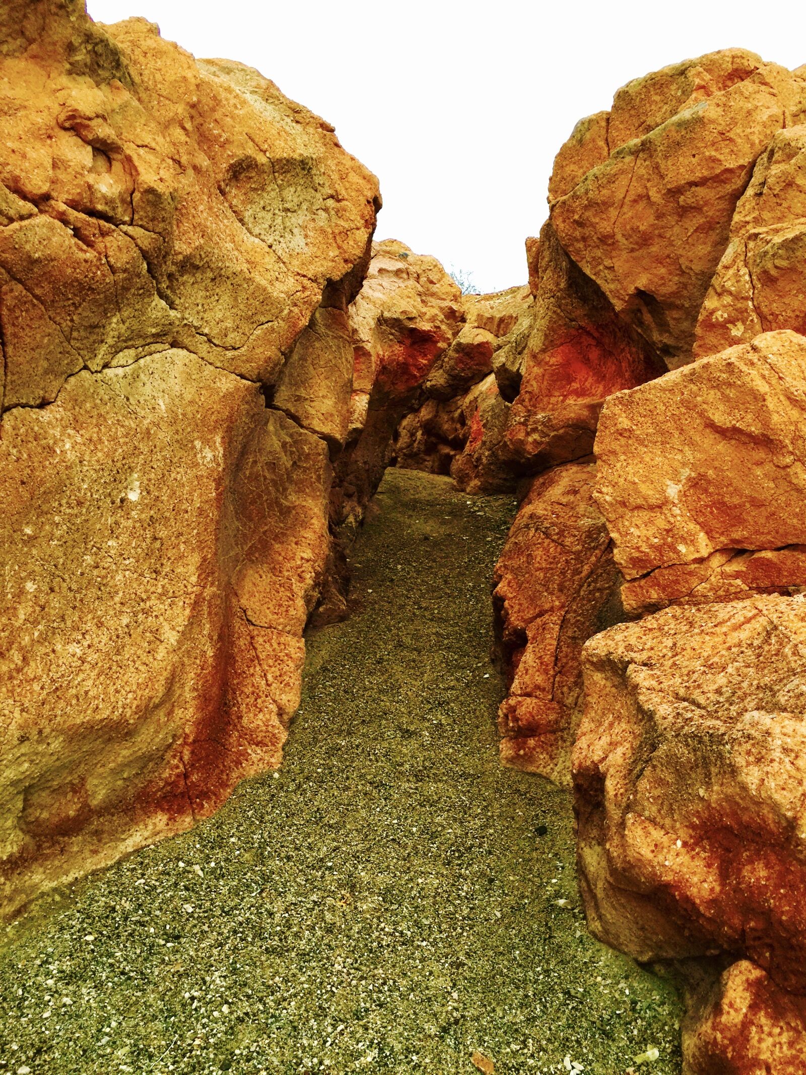 iPhone 6 Plus back camera 4.15mm f/2.2 sample photo. Rocks, desert stone, landscape photography