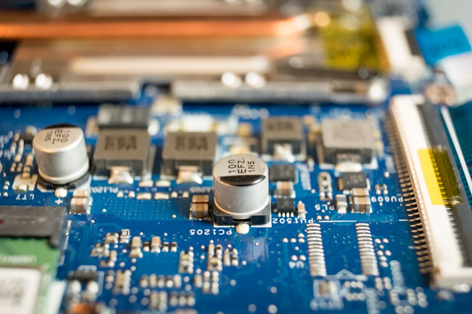 Fujifilm X-T10 sample photo. Computer, motherboard, page photography