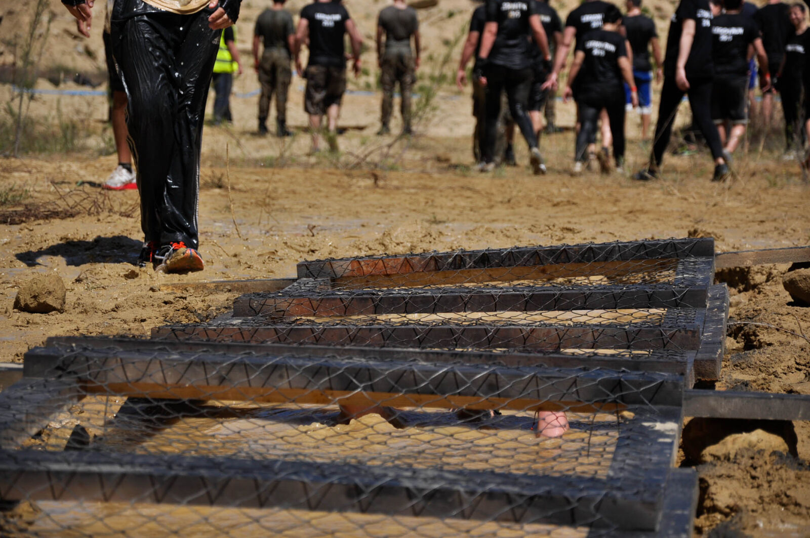 Nikon D90 sample photo. Mud, obstacle, run, sand photography