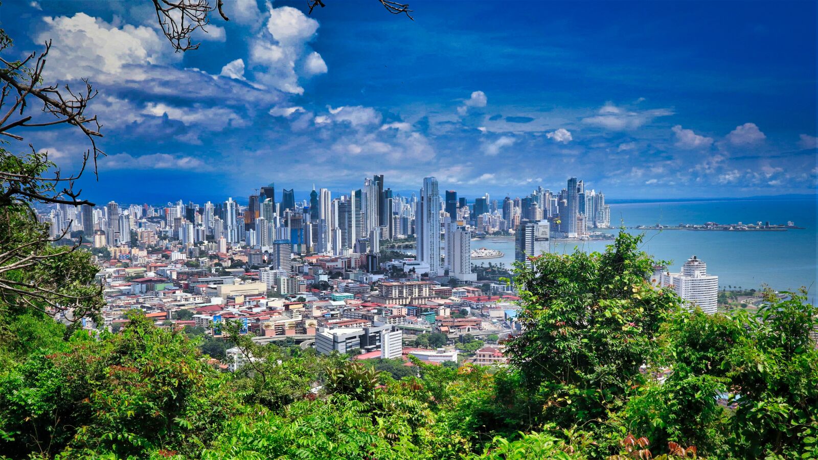 Canon EOS M100 sample photo. Panama city, skyline, coastline photography