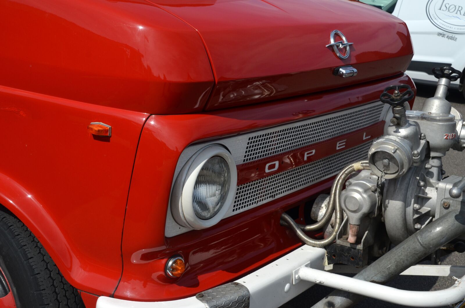 Nikon D5100 sample photo. Opel, fire, oldtimer photography