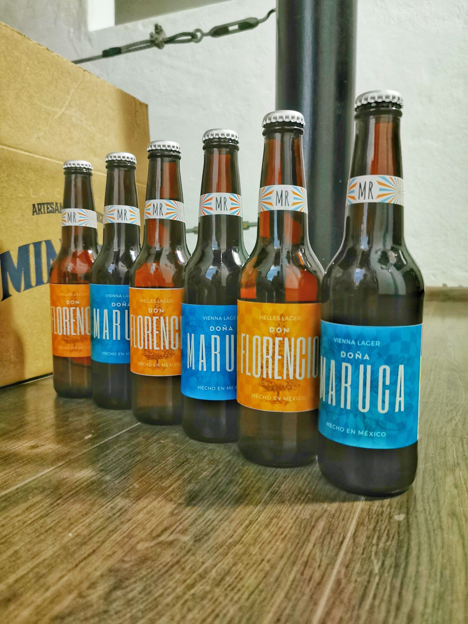 HUAWEI P30 Pro sample photo. Cerveza artesanal, grand parents photography