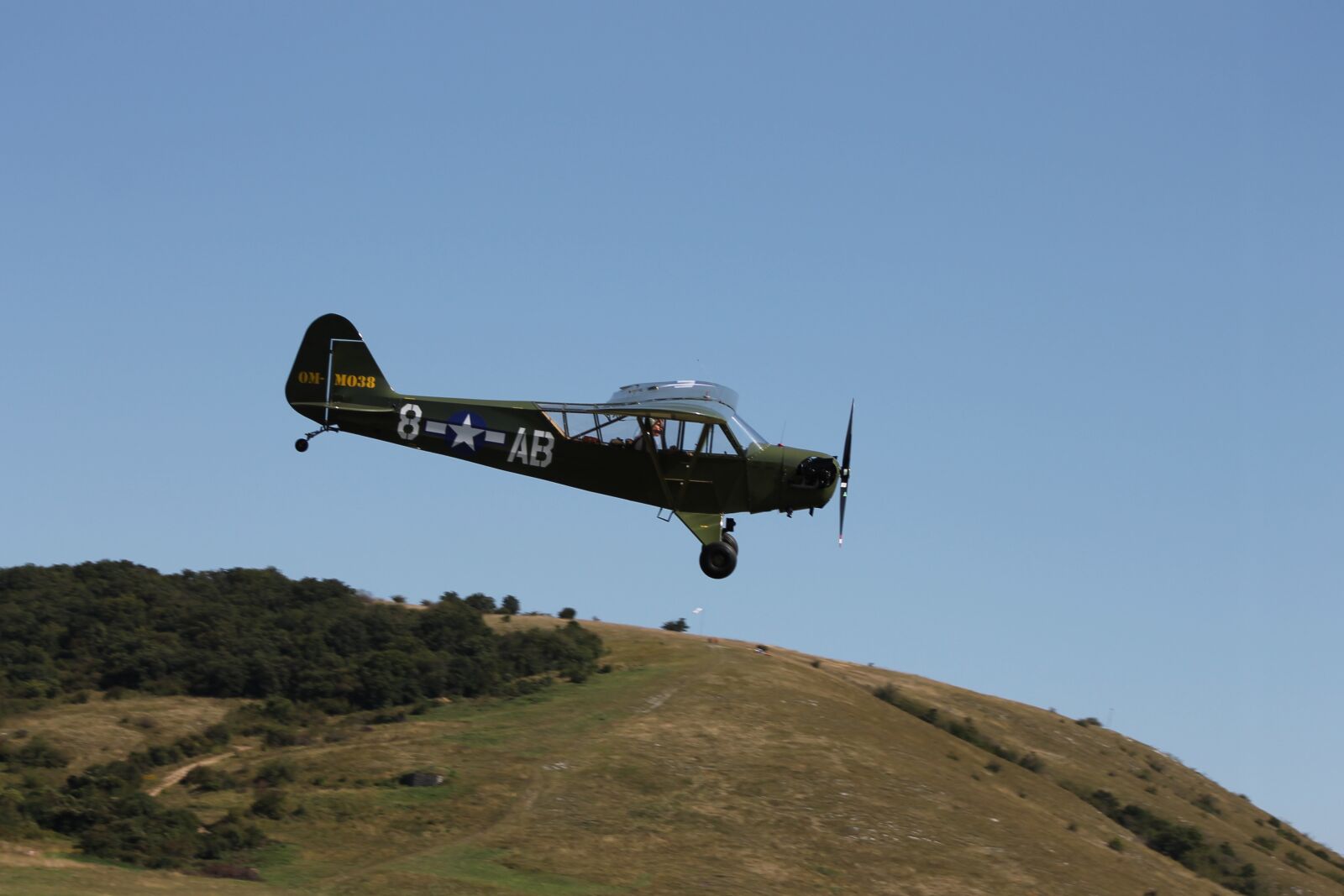 Canon EF 75-300mm f/4-5.6 sample photo. Airpower, flugshow, aerobatics photography