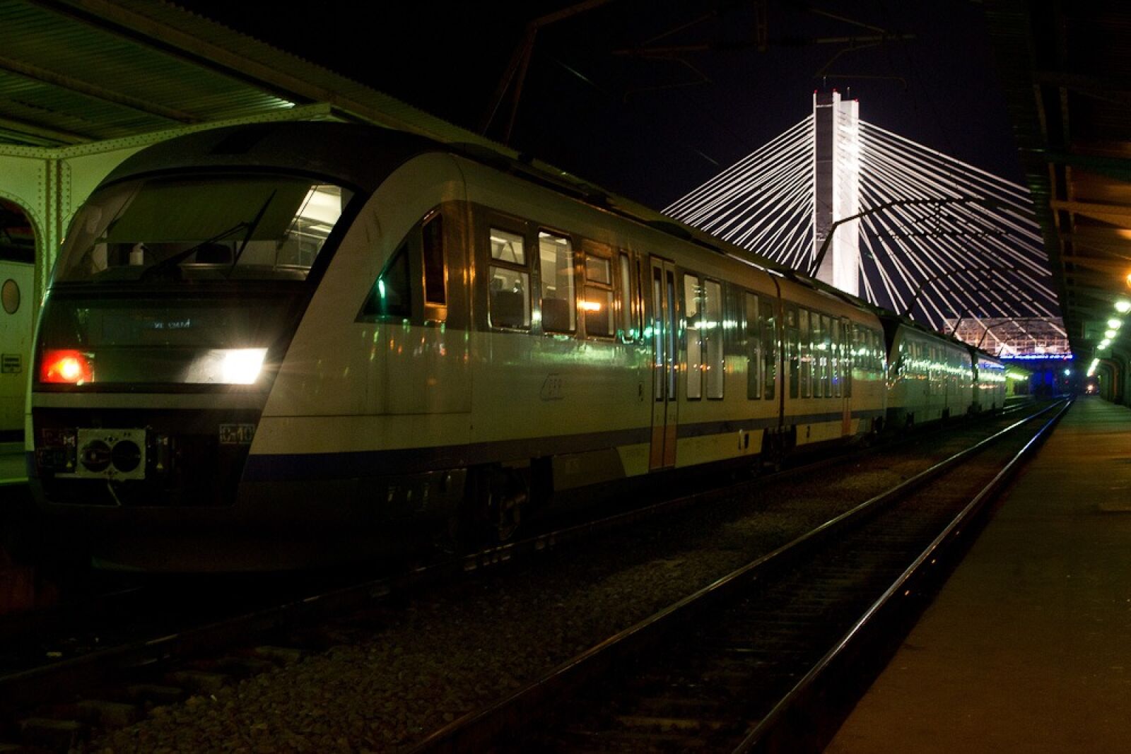 Nikon D3100 sample photo. Train, railway, railway station photography