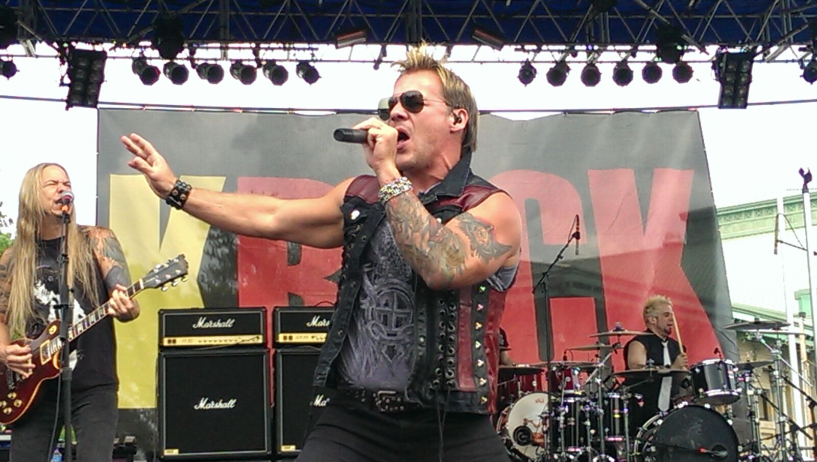 HTC ONE sample photo. Chris jericho, fozzy, krock photography