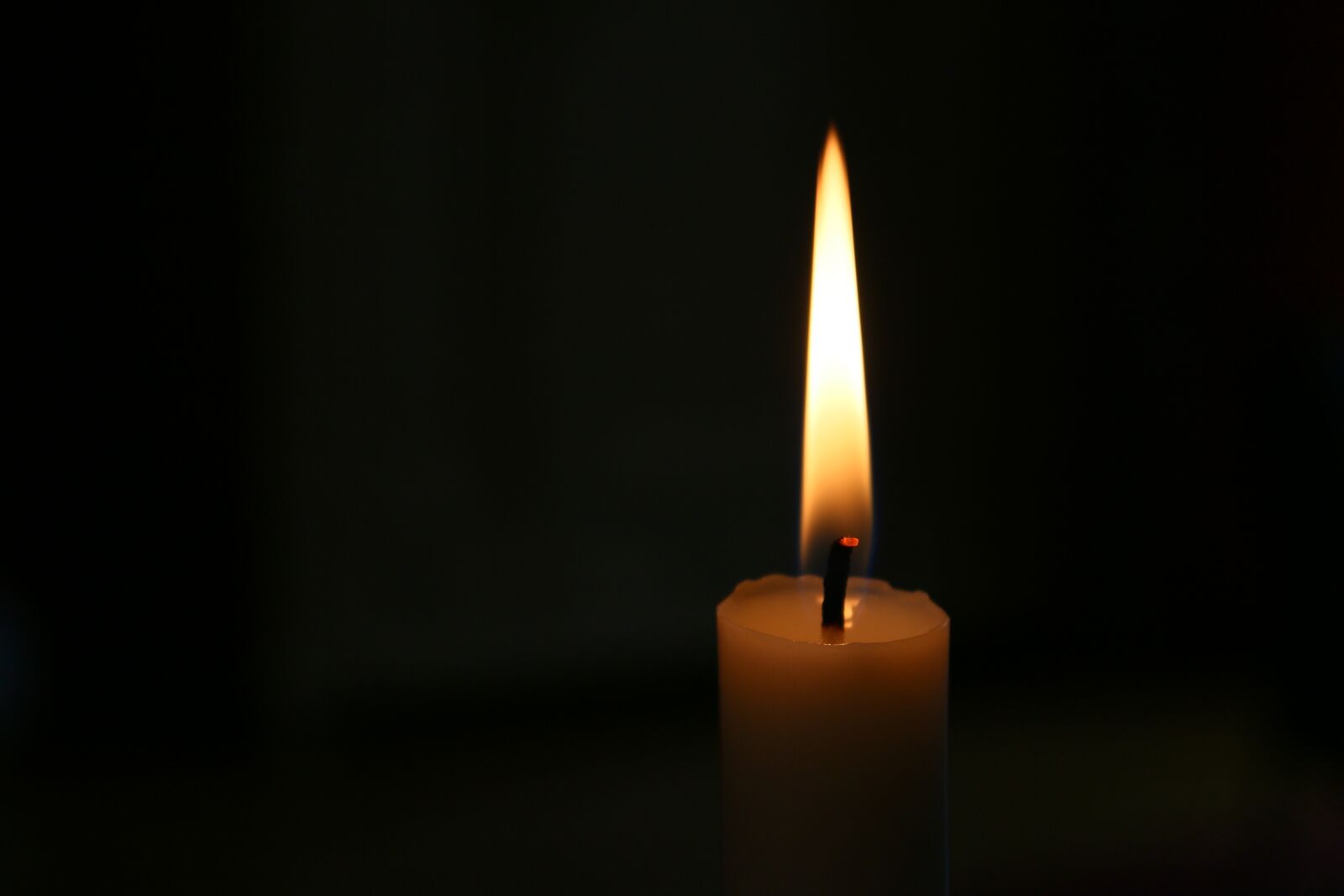 Canon EOS 70D sample photo. Candle, golden, light photography