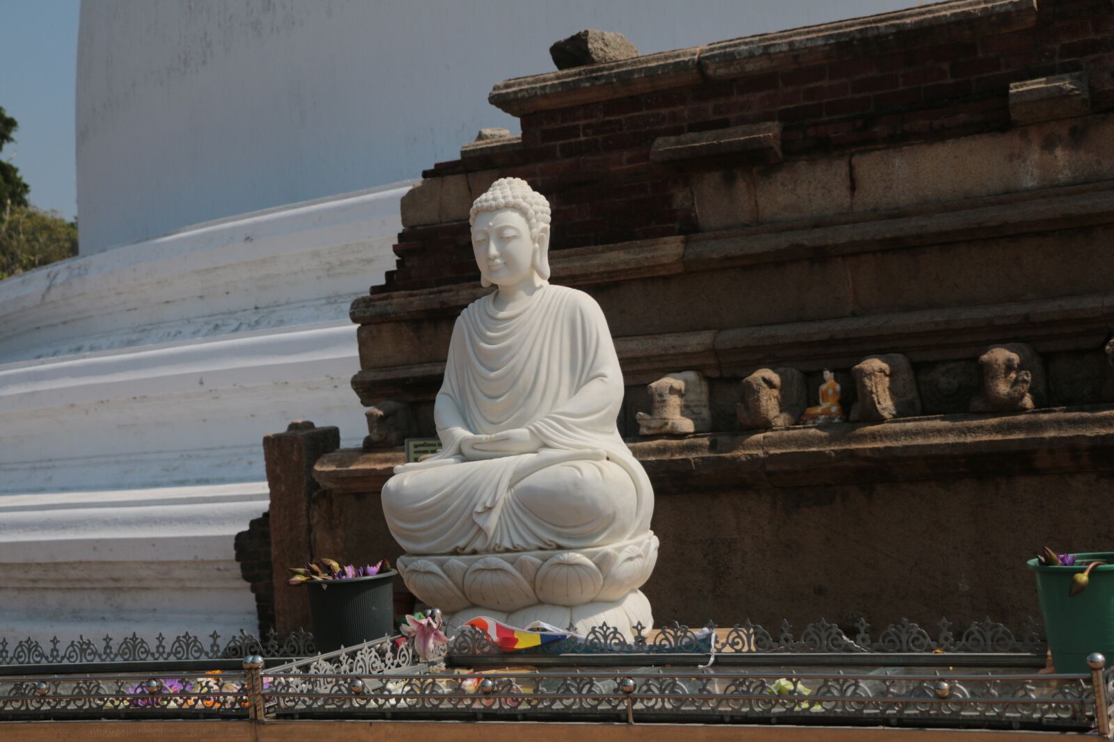 Canon EOS 70D sample photo. Buddha, buddhist, sri lanka photography