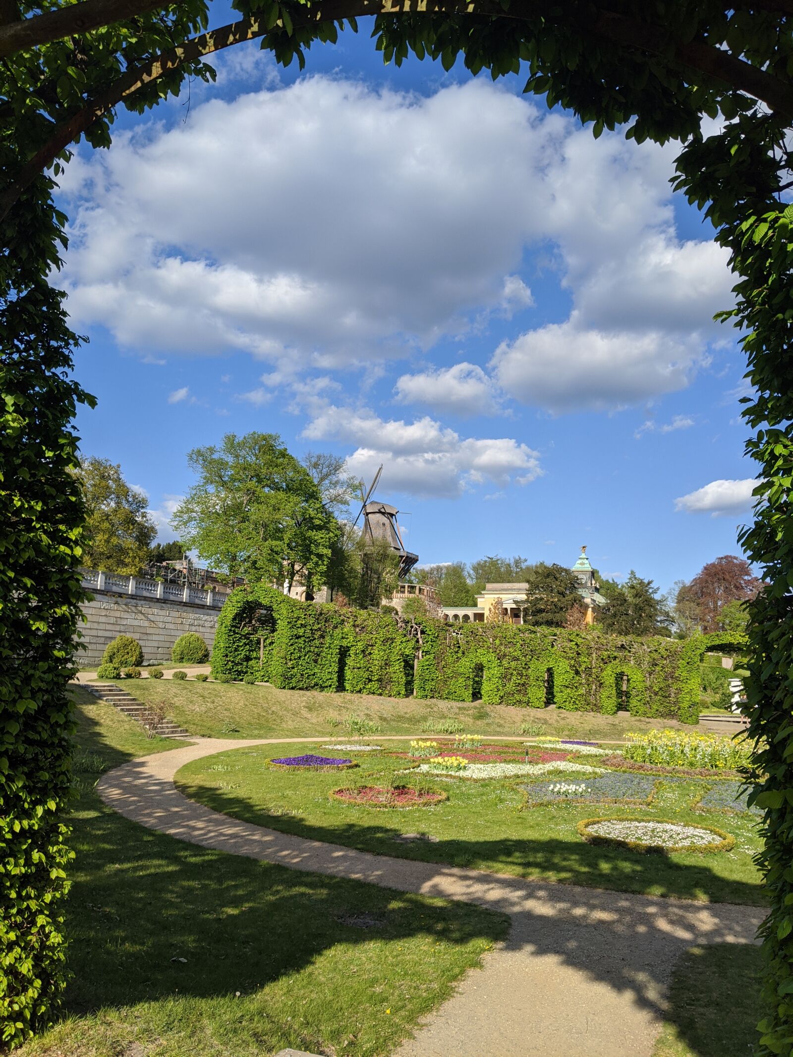 Google Pixel 3 XL sample photo. Potsdam, sanssouci, historically photography