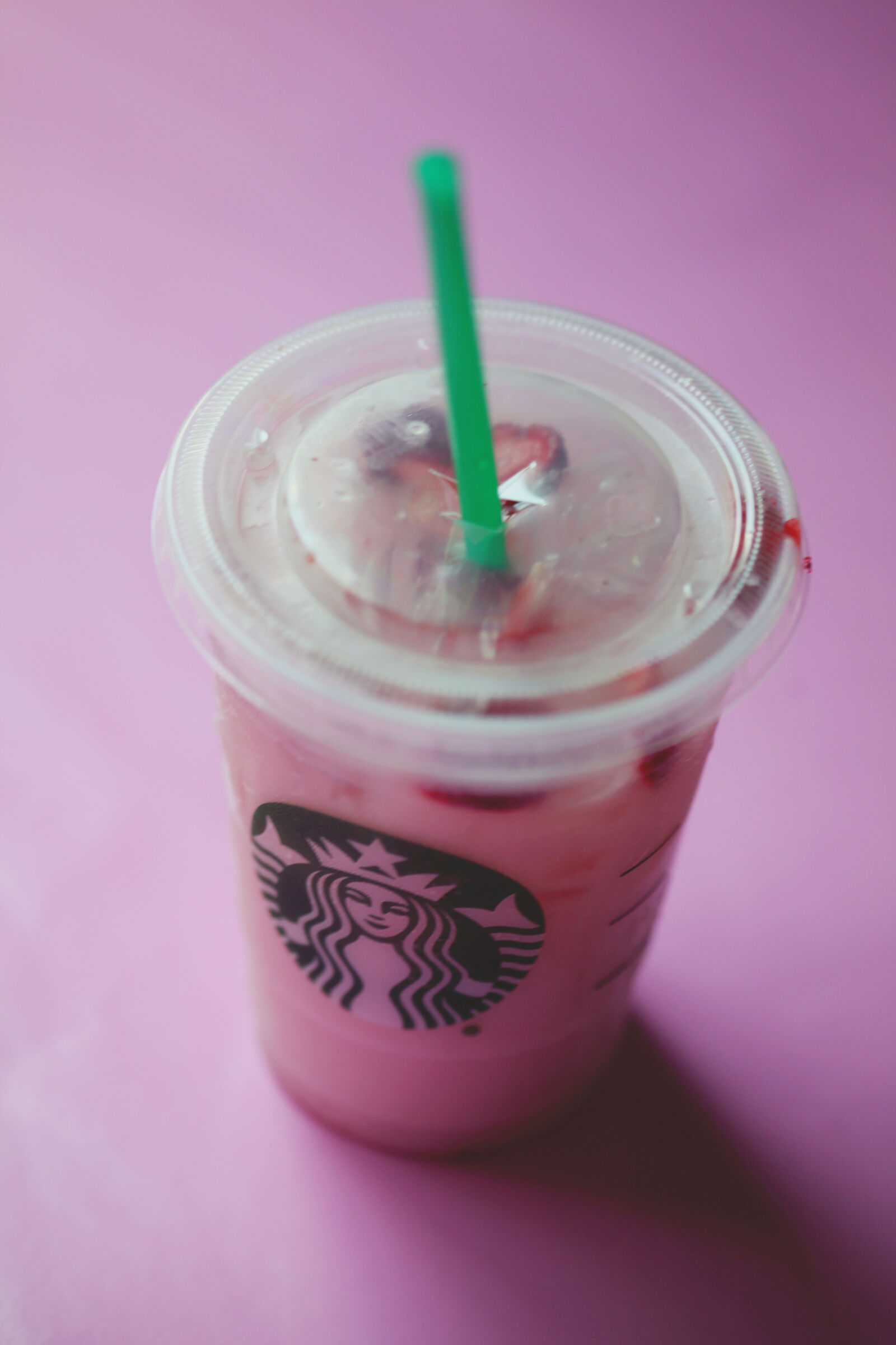 Canon EF 100mm F2.8 Macro USM sample photo. Food, cold, coffee, cup photography