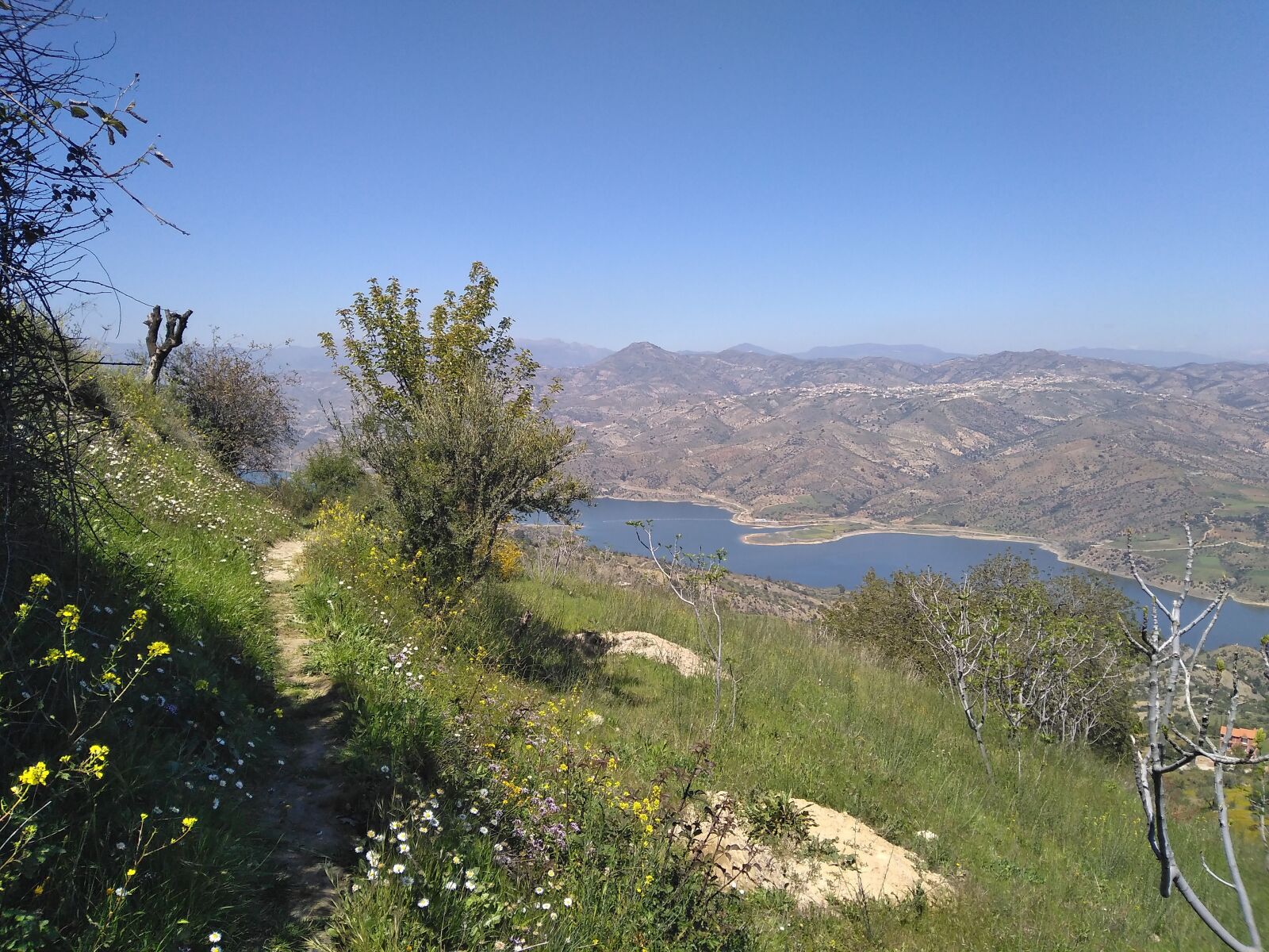 HUAWEI DUB-LX1 sample photo. Nature, landscape, lake photography