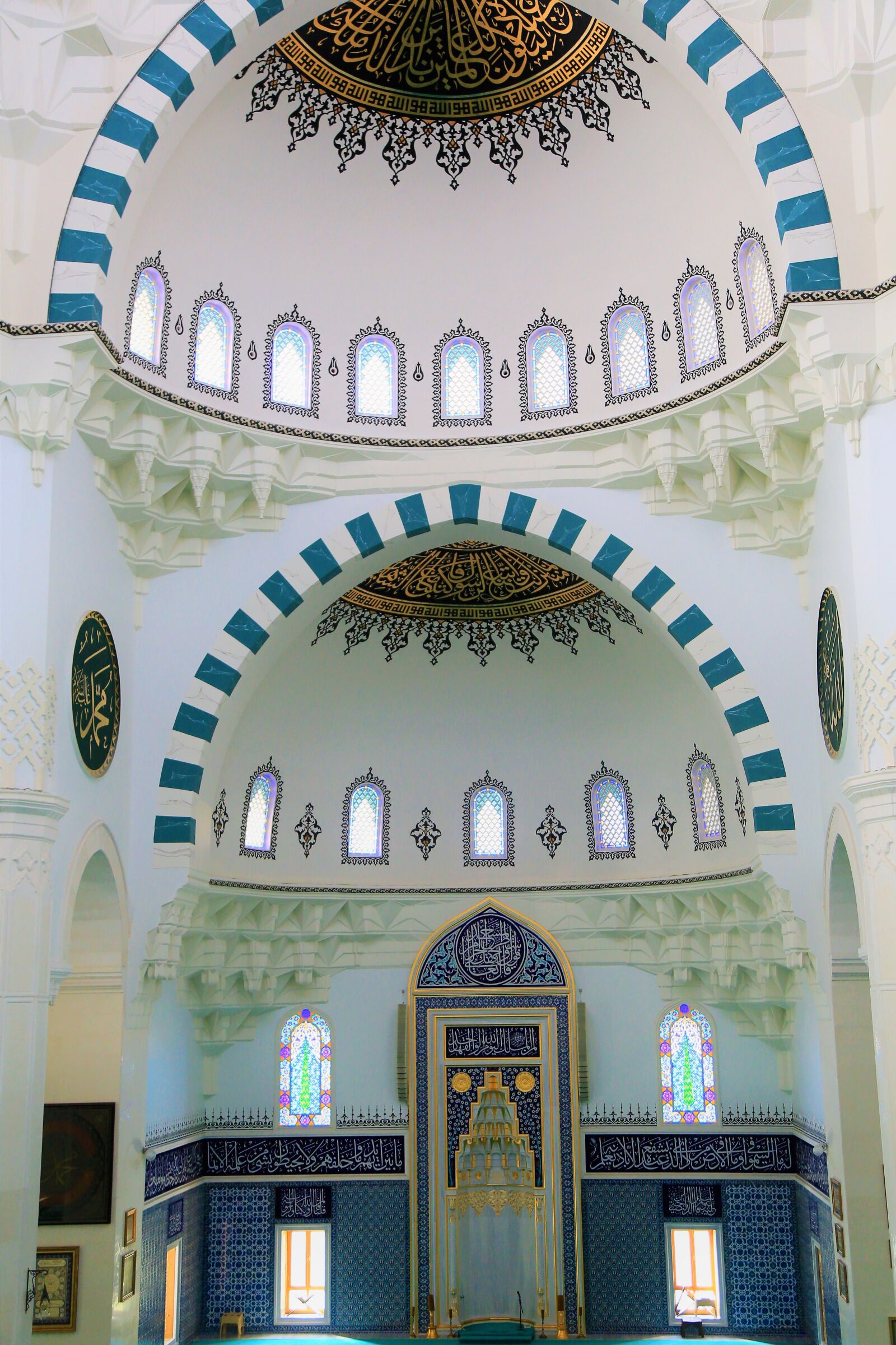 Canon EF 24-105mm F4L IS USM sample photo. Cami, architecture, dome photography