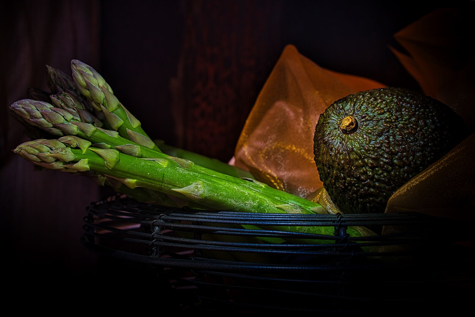 Fujifilm X-T2 sample photo. Avocado, asparagus, vegan photography