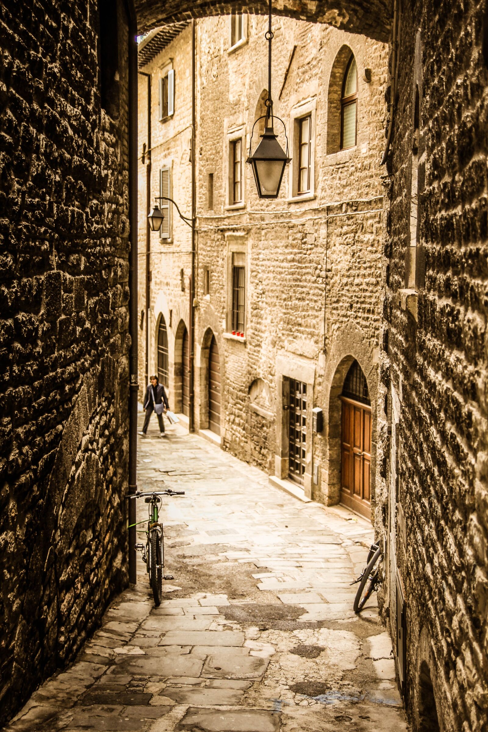 Tamron SP AF 17-50mm F2.8 XR Di II LD Aspherical (IF) sample photo. Gubbio, umbria, italy photography