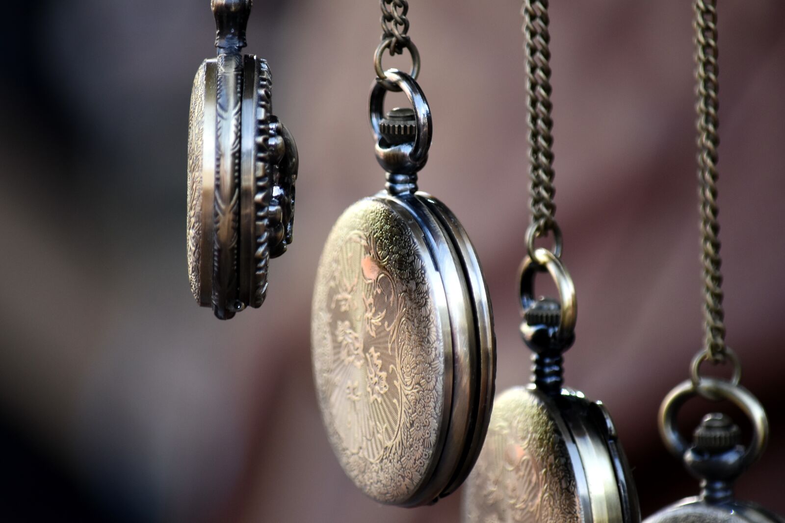 Nikon D5500 sample photo. Analog clock, brass, hanging photography