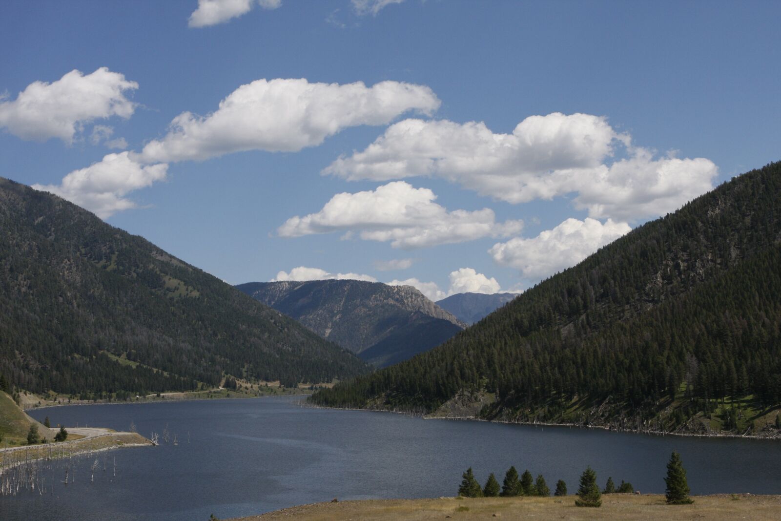 Canon EOS 40D sample photo. Lake, mountains, landscape photography