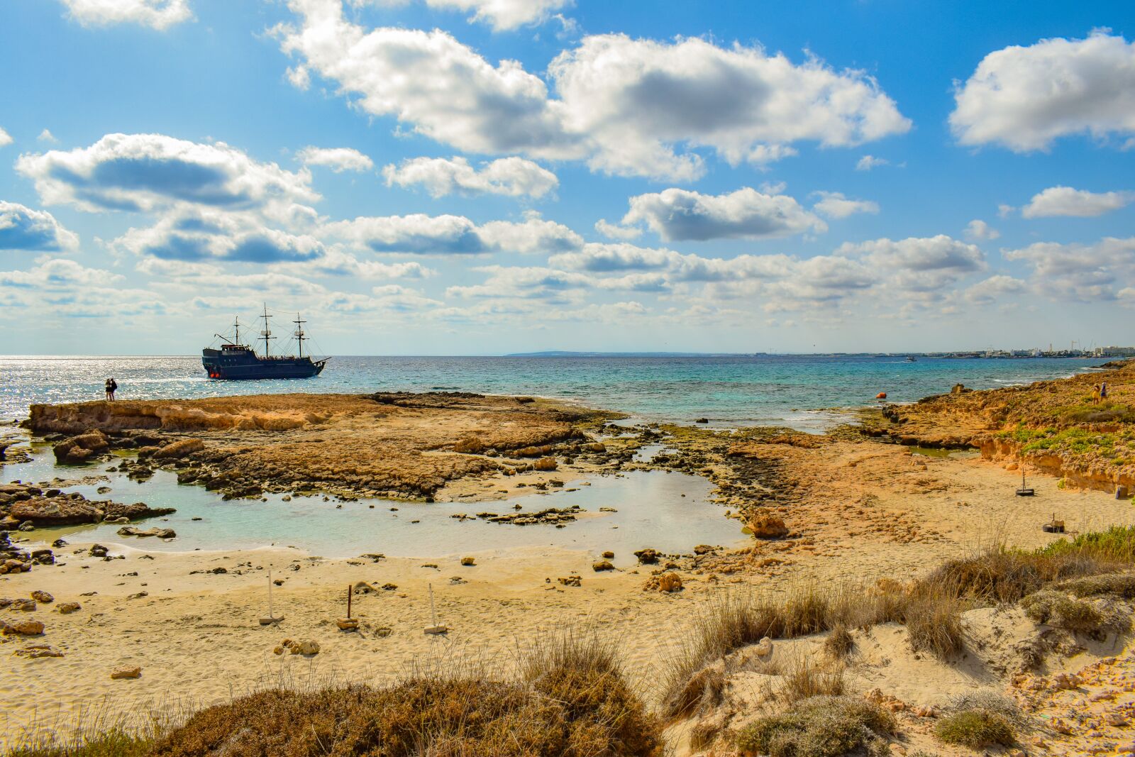 Nikon D3300 sample photo. Rocky coast, sand, dunes photography