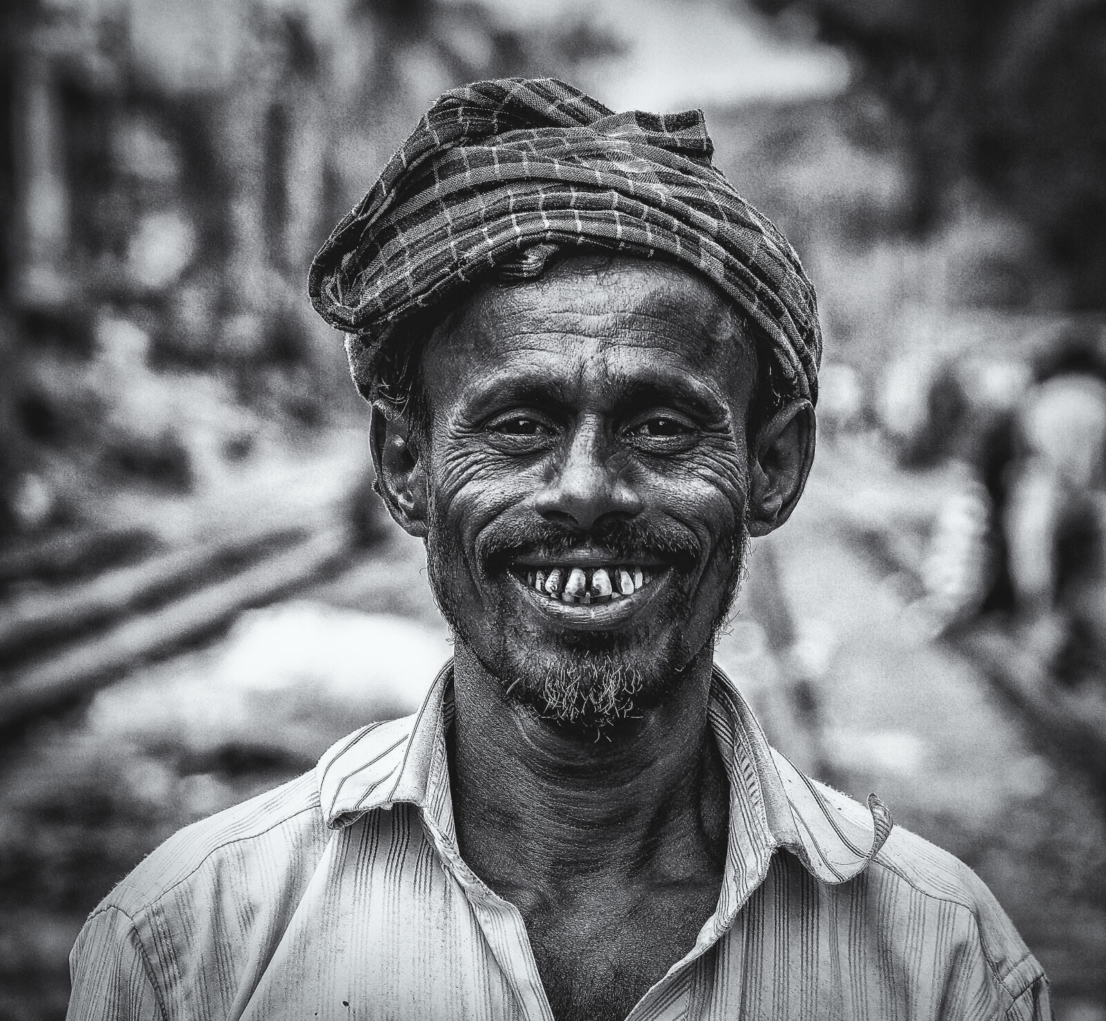 Canon EOS 7D sample photo. Peace, begins, with, smile photography