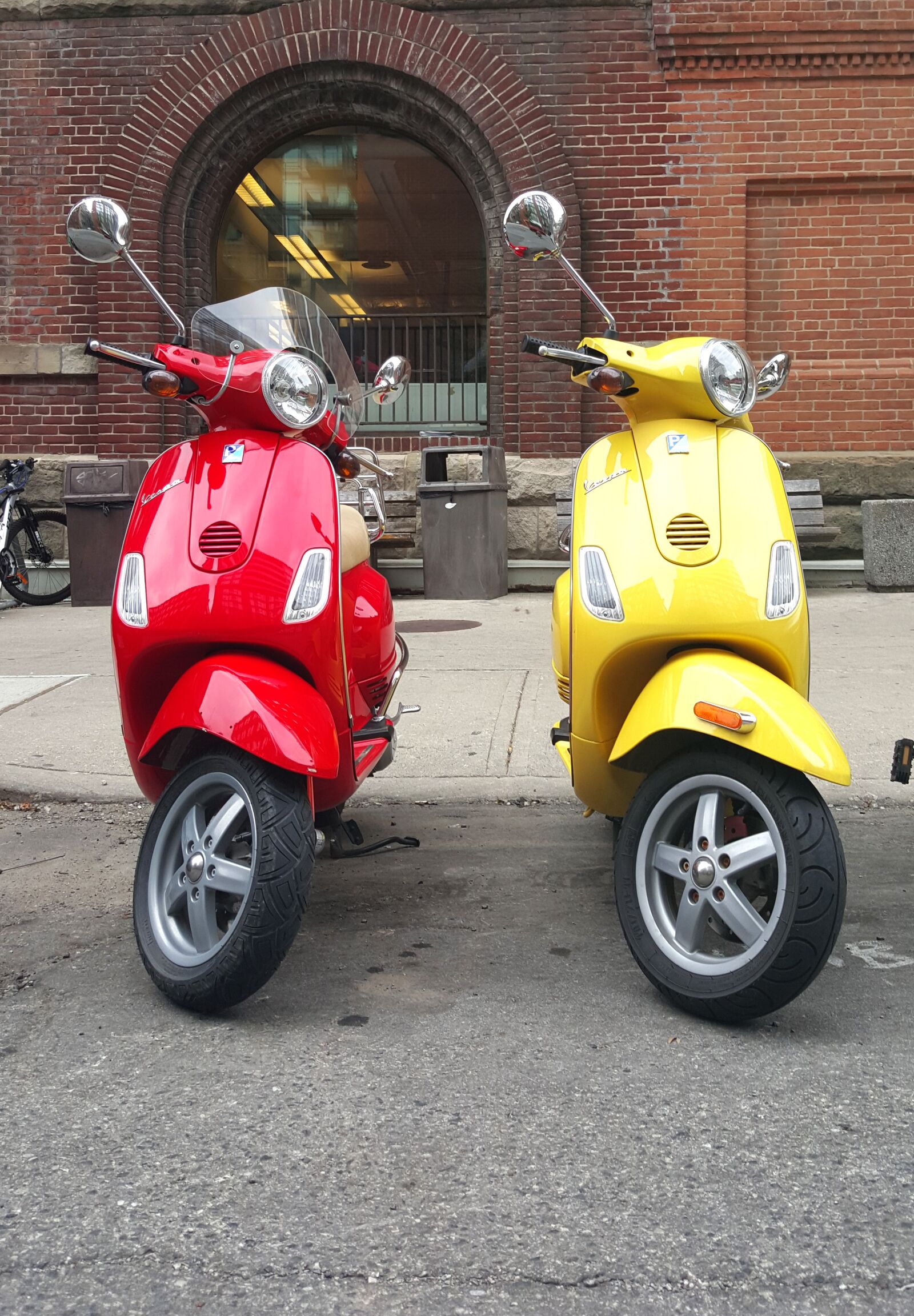 Samsung GALAXY S6 edge sample photo. Vespa, scooter, motorcycle photography
