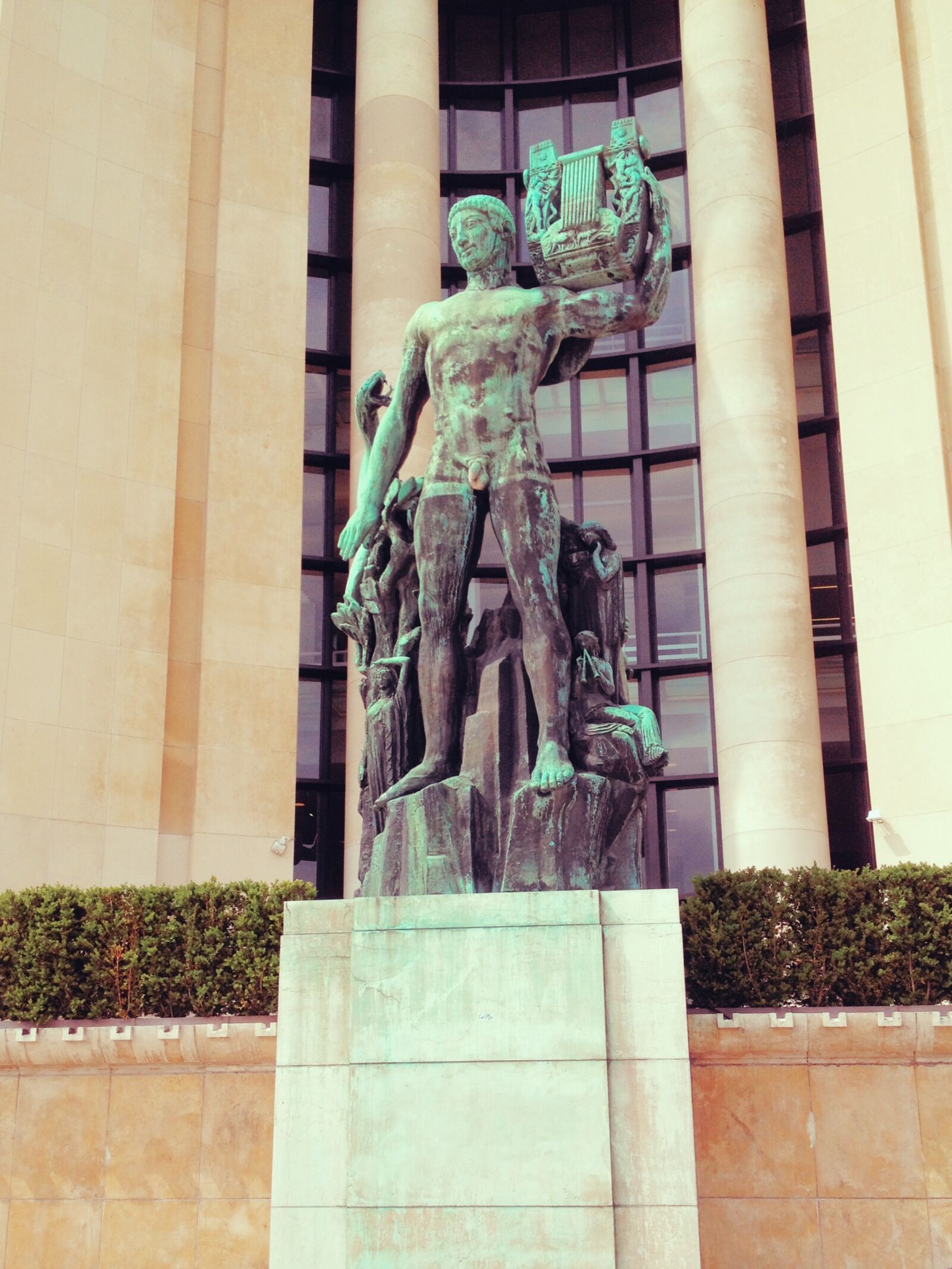 Apple iPhone 4S sample photo. Trocadero, paris, france photography