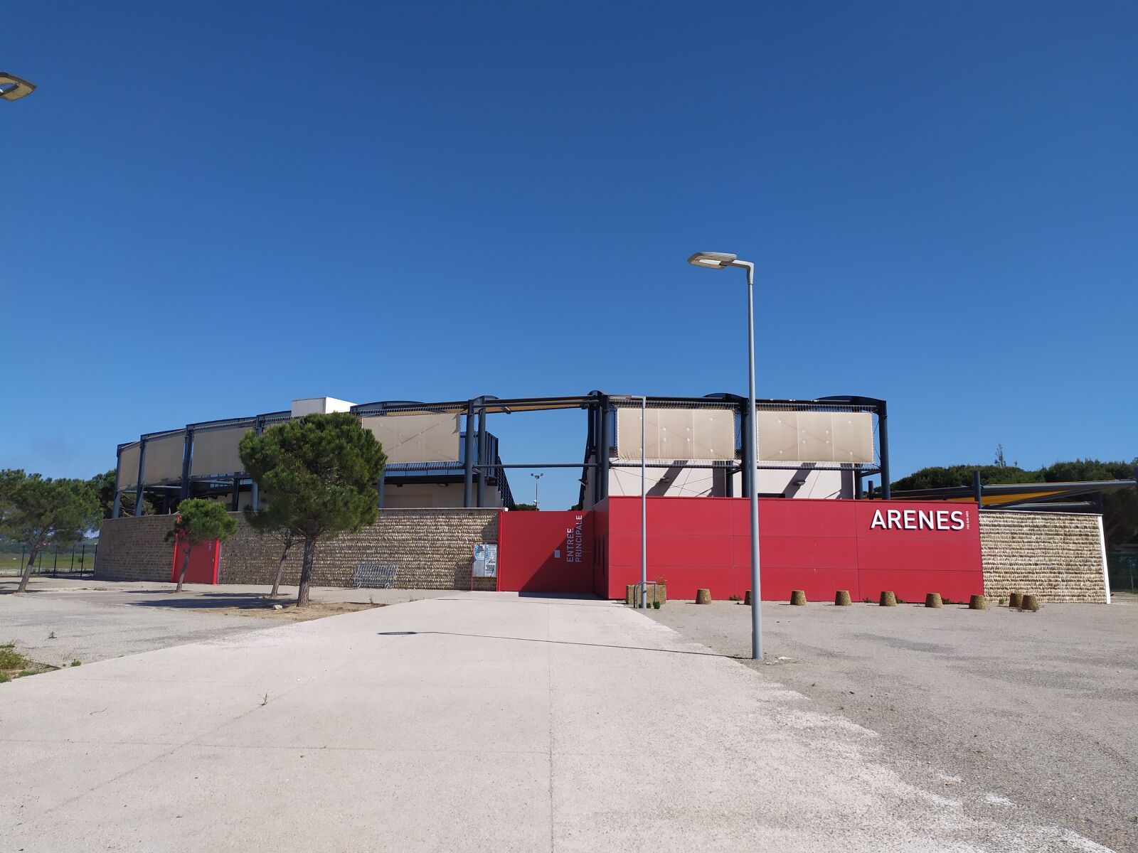 Xiaomi Redmi Note 7 sample photo. Arenas, fos sur mer photography