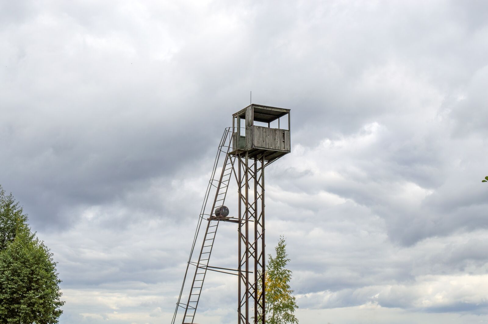 Nikon D3200 sample photo. Lookout tower, lifeguard tower photography