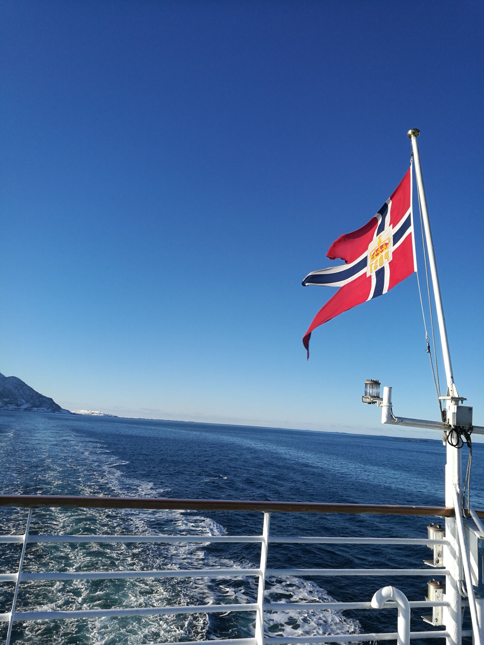 HUAWEI P9 sample photo. Norway, hurtigruten, ship photography