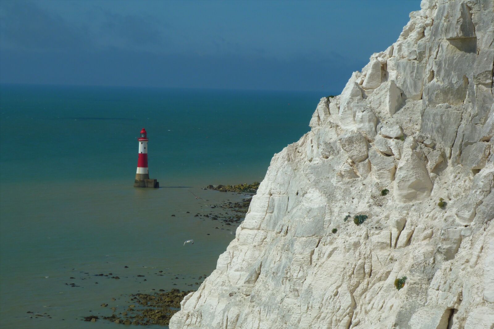 Panasonic Lumix DMC-FZ40 (Lumix DMC-FZ45) sample photo. Landscape, lighthouse, cliff photography