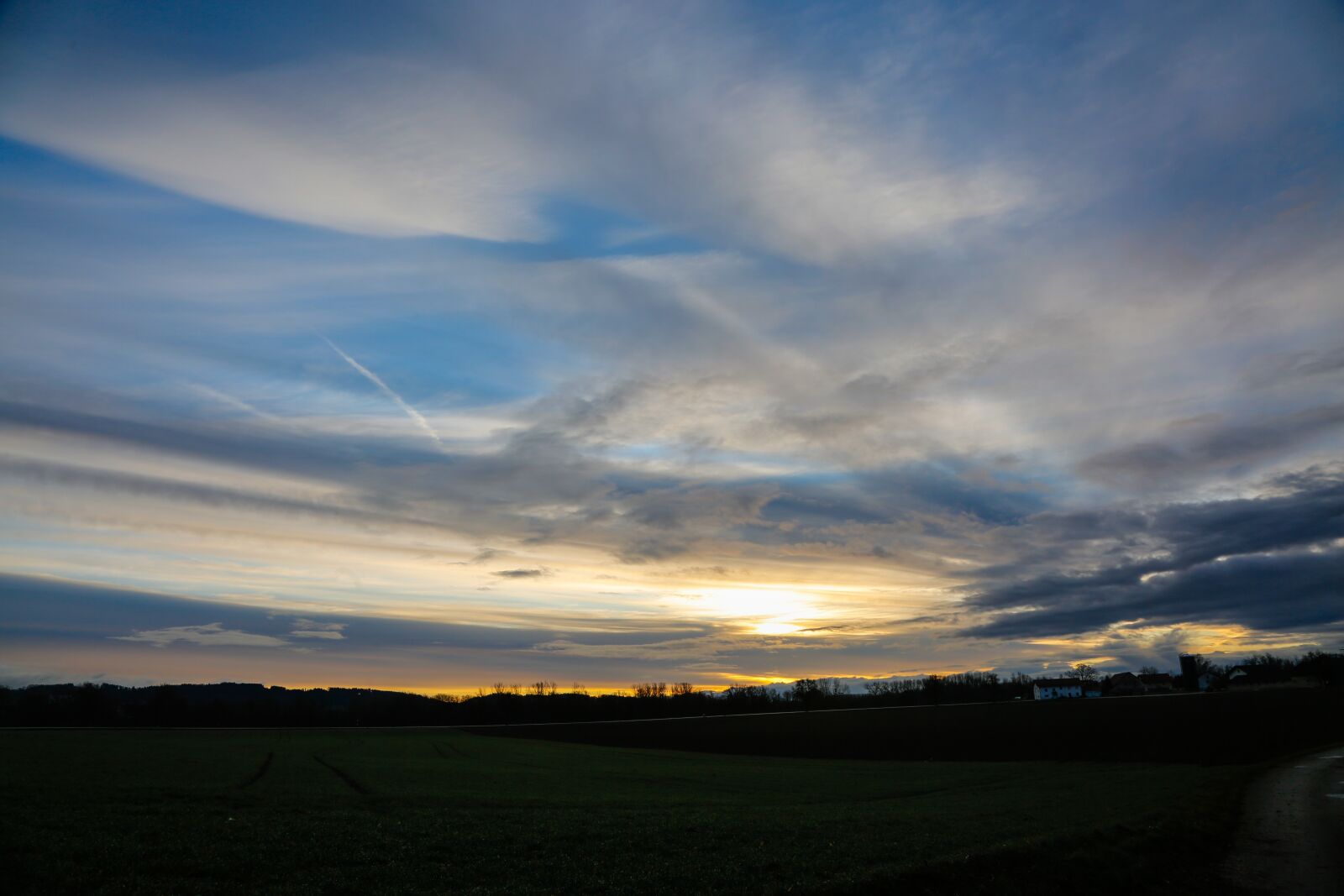 Canon EF 24-105mm F4L IS USM sample photo. Sky, clouds, landscape photography