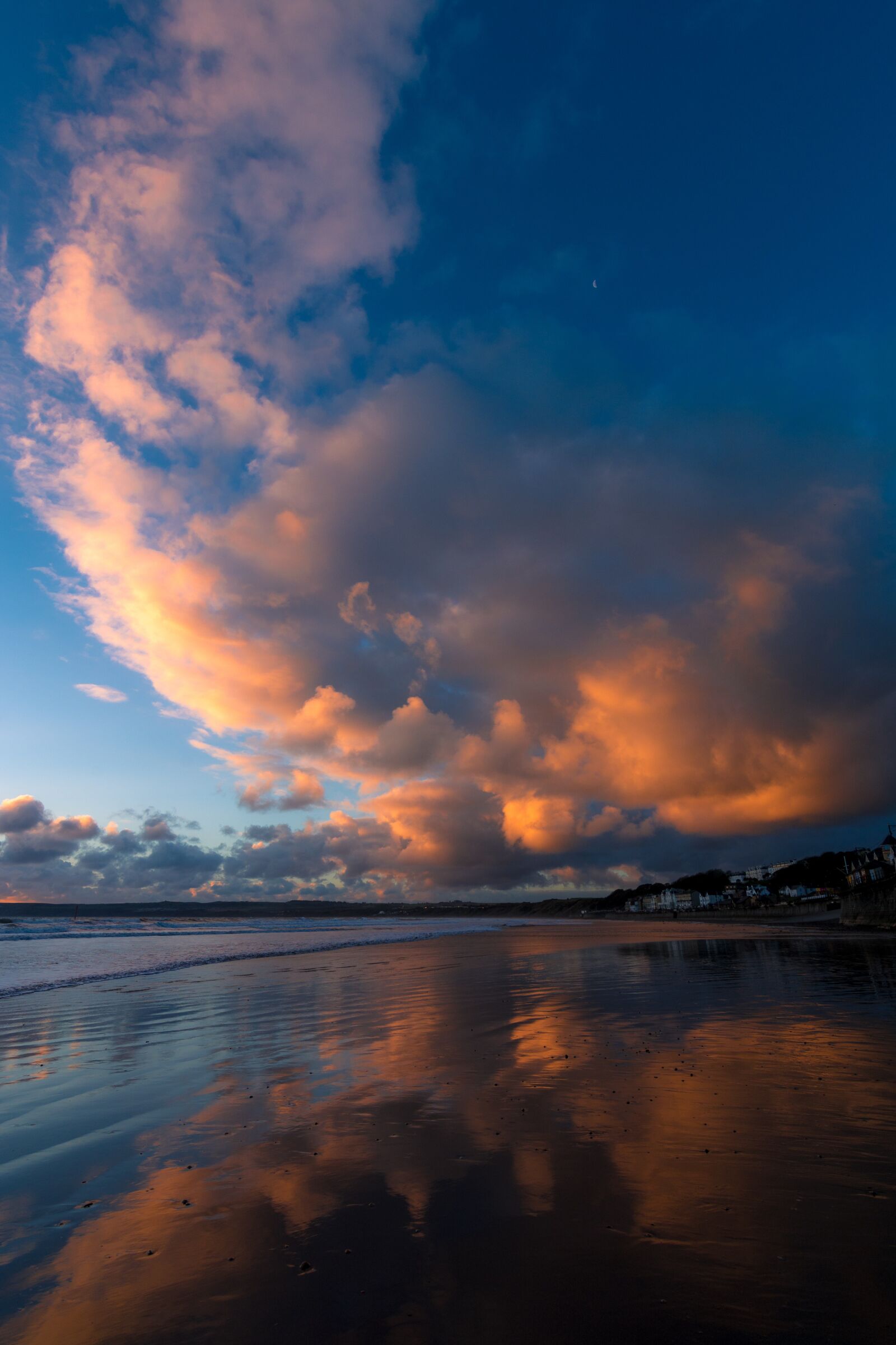 Tokina AT-X Pro 11-16mm F2.8 DX II sample photo. Beach, tide, sunrise photography