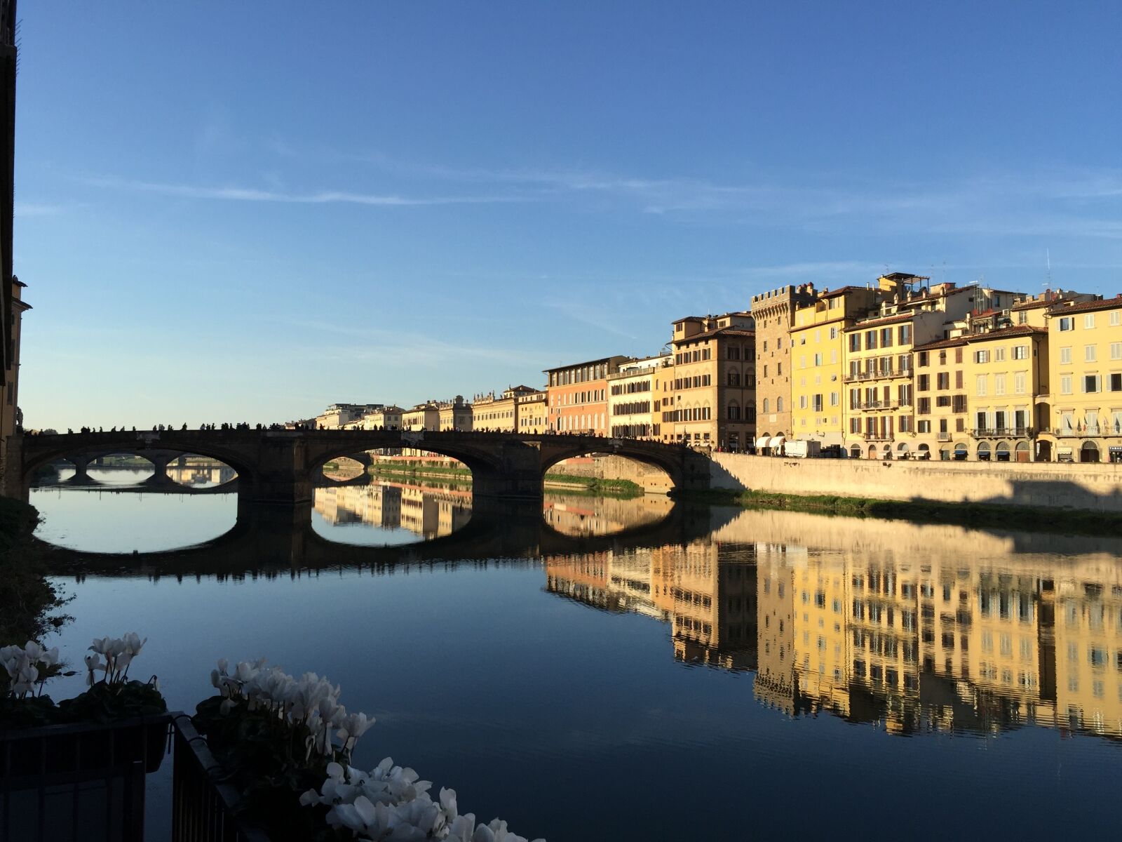 iPhone 6 Plus back camera 4.15mm f/2.2 sample photo. Florence, bridge, italy photography