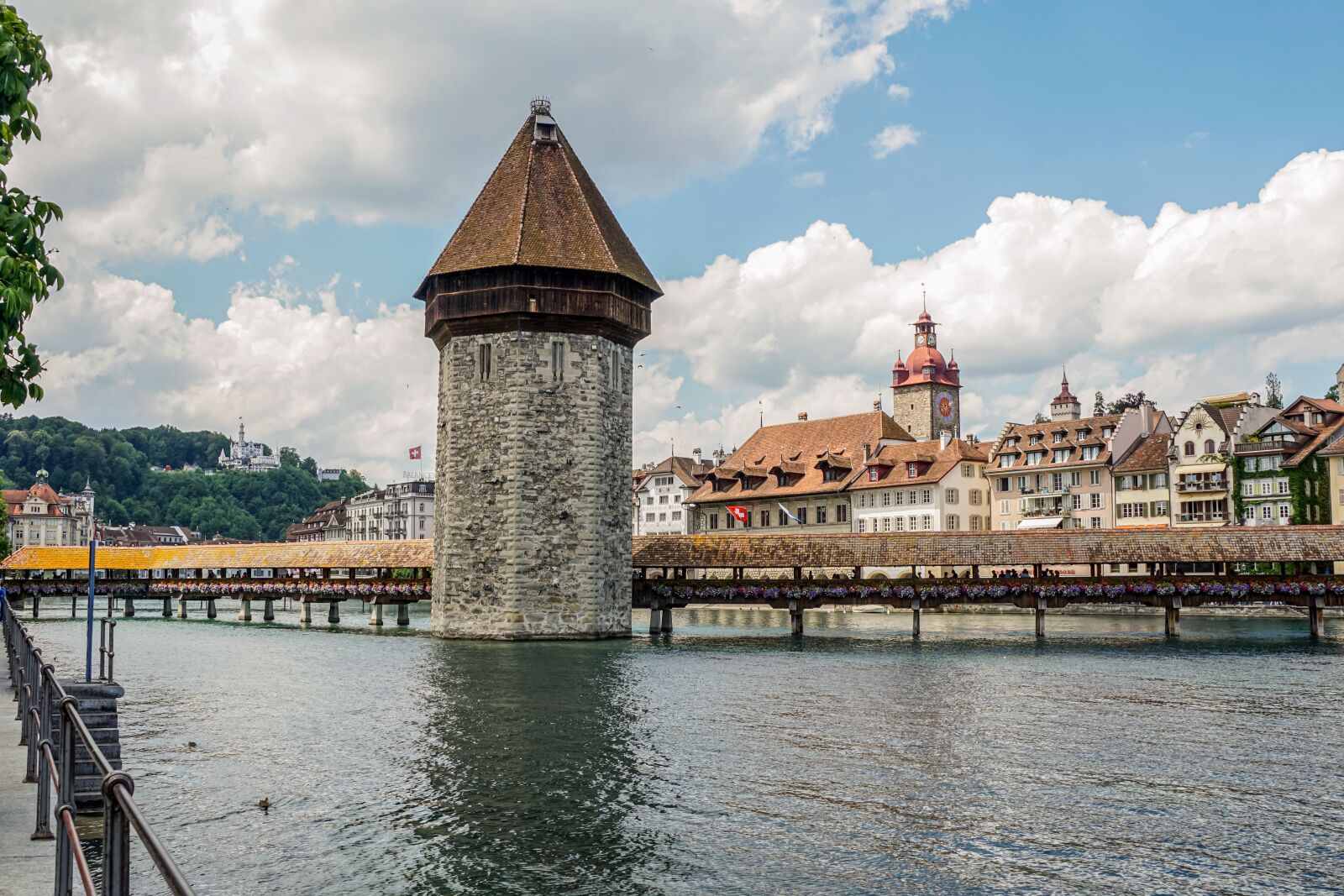 Sony DT 18-135mm F3.5-5.6 SAM sample photo. Lucerne, switzerland, chapel bridge photography