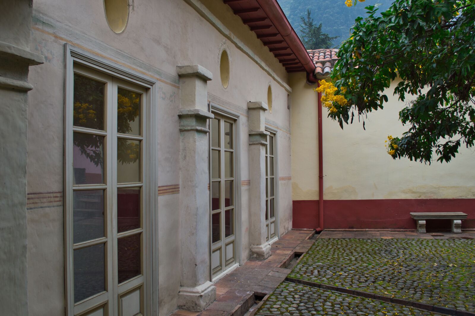 Nikon D3200 sample photo. Bogota, colombia, house simon photography