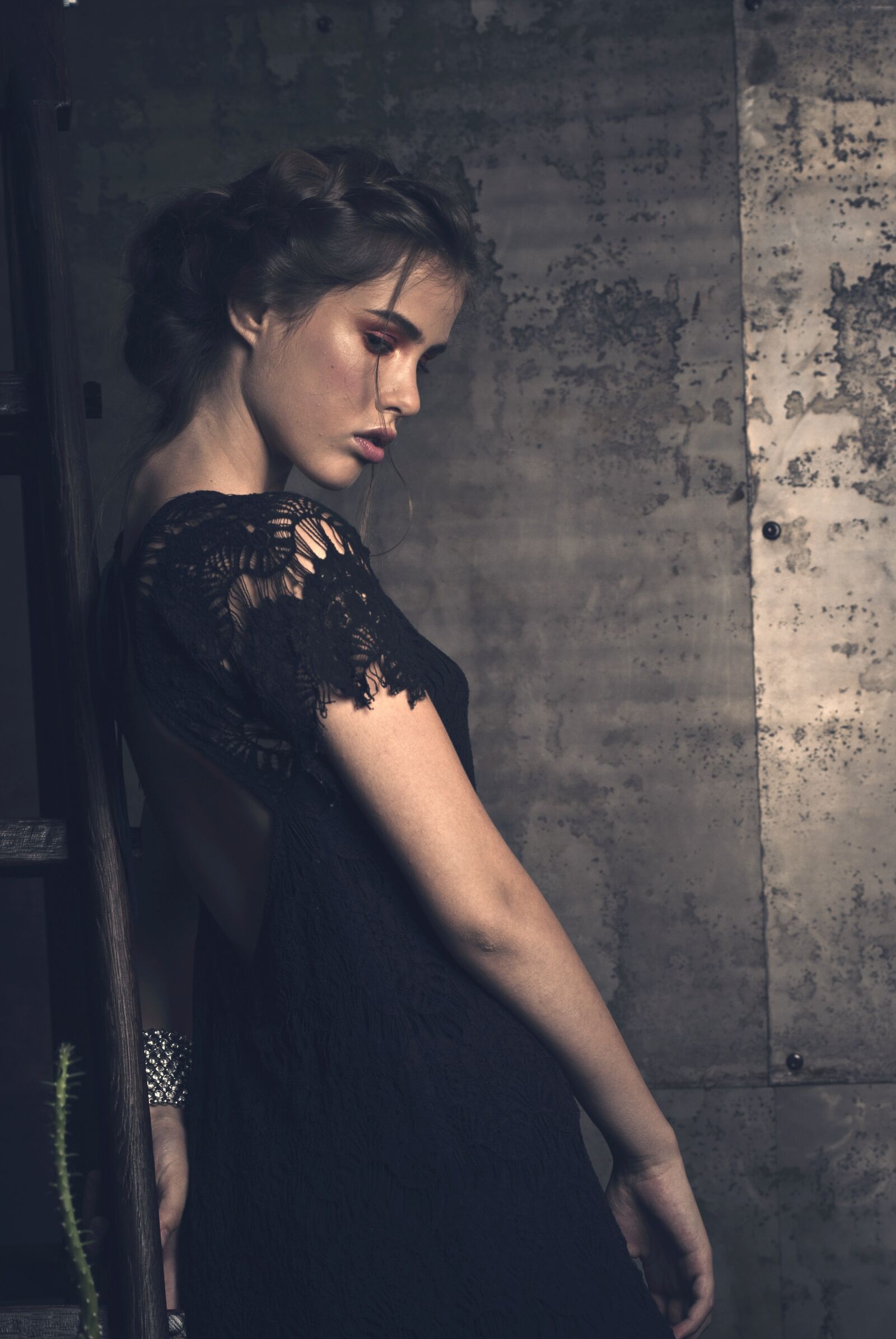 Nikon D80 sample photo. Girl, shadow, woman photography