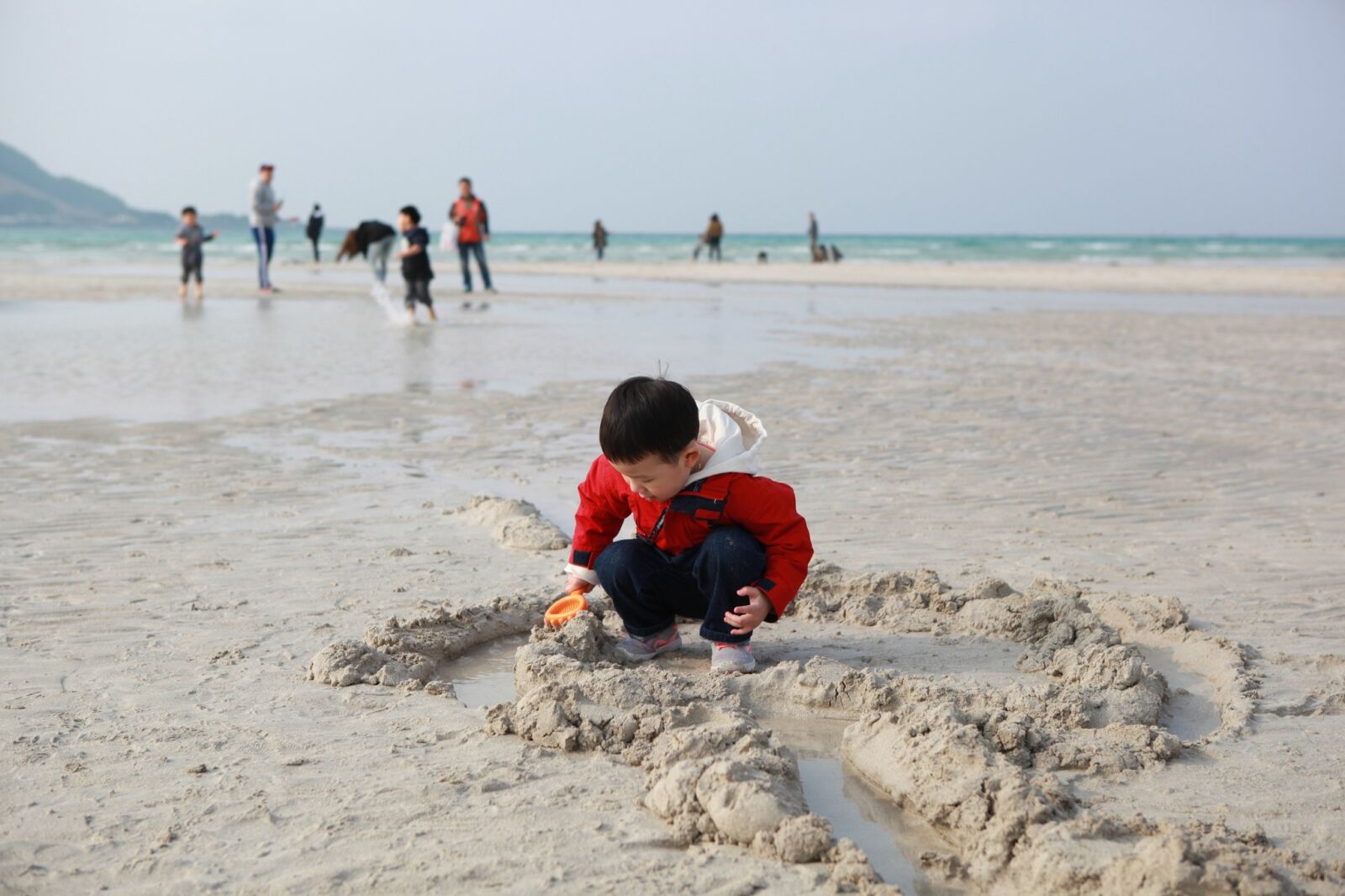 Canon EOS 5D Mark II sample photo. Sand, beach, jeju island photography