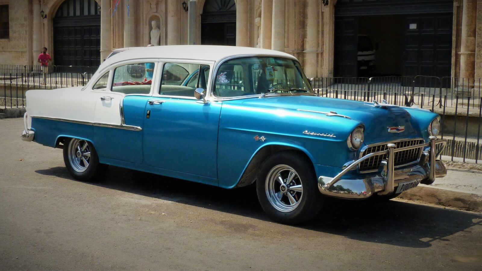 Panasonic Lumix DMC-FZ40 (Lumix DMC-FZ45) sample photo. Chevrolet, cuba, havana photography
