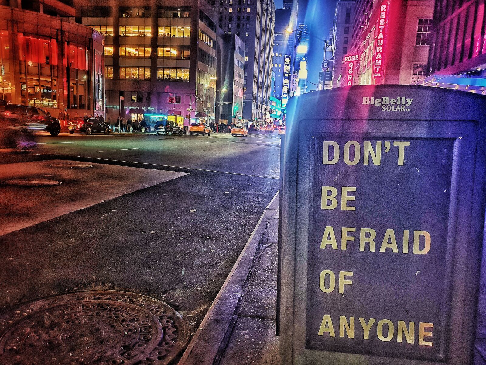 Samsung Galaxy S9+ sample photo. Manhattan, afraid, anyone photography