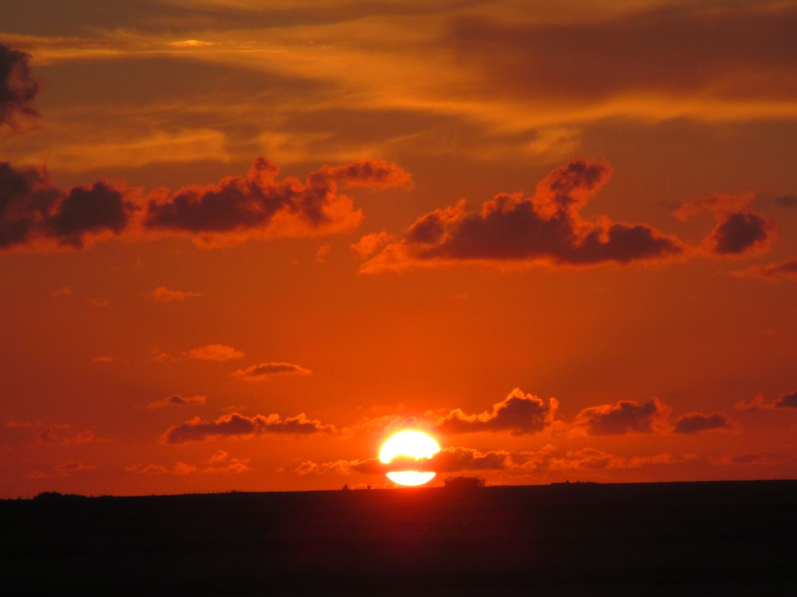 Canon PowerShot A4000 IS sample photo. Sunset, north sea, island photography