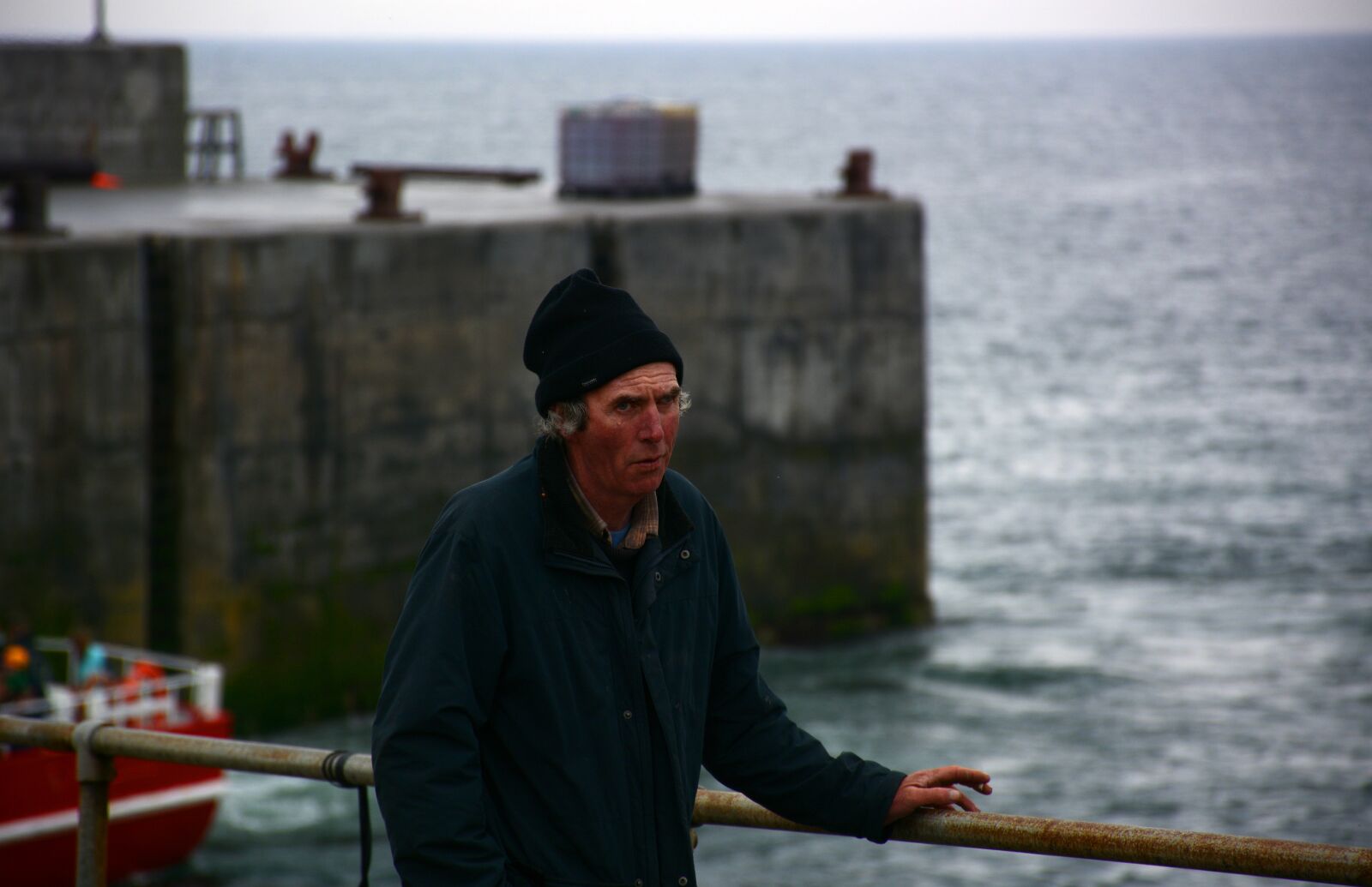 Nikon D7100 sample photo. Oldman, fisherman, ocean photography