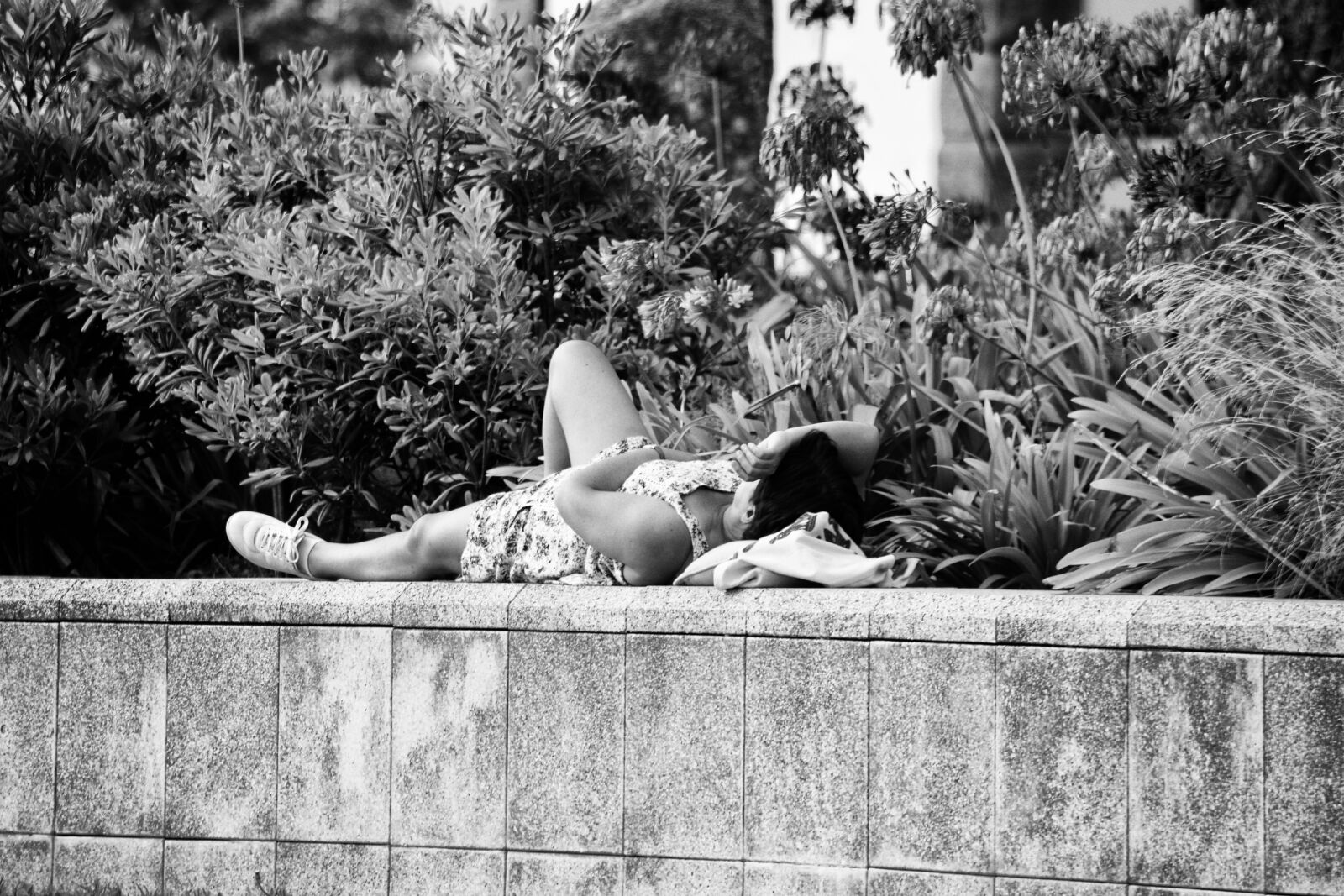 Nikon D5200 sample photo. Dormir, femme, noir, et photography