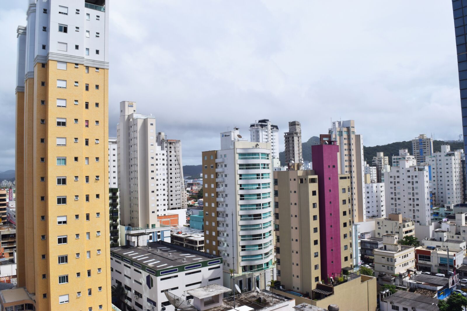 Nikon D3300 sample photo. Buildings, city, clouds photography