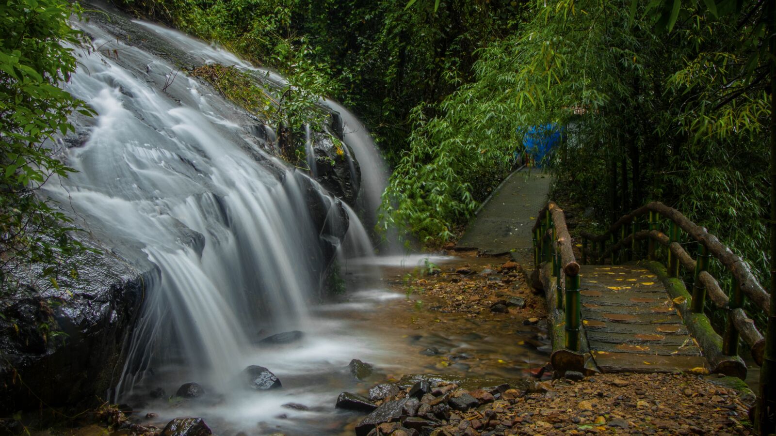 Canon EF-S 18-135mm F3.5-5.6 IS USM sample photo. Nature, waterfall, landscape photography