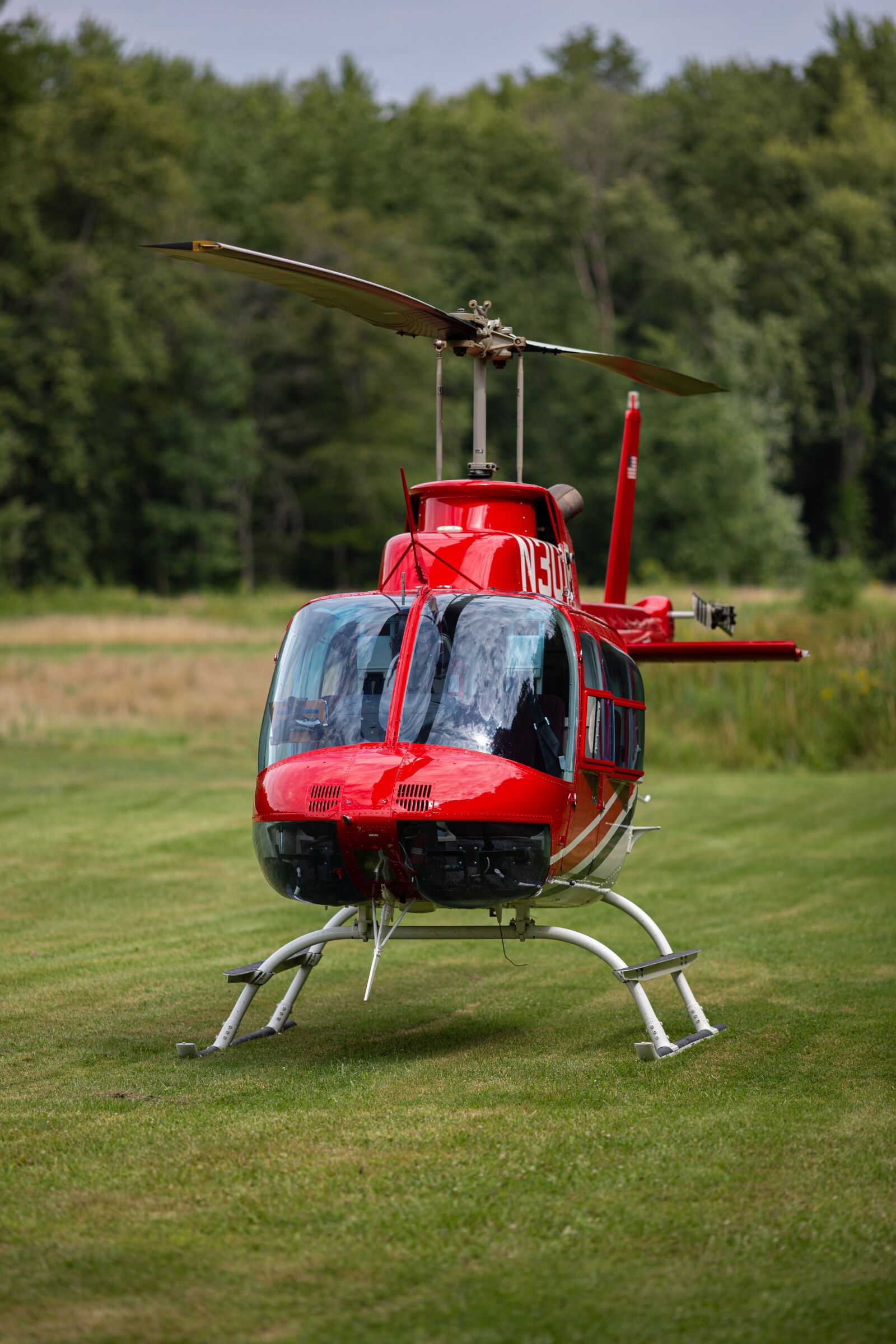 Canon EF 200mm F2.8L II USM sample photo. Helicopter, red, planes photography