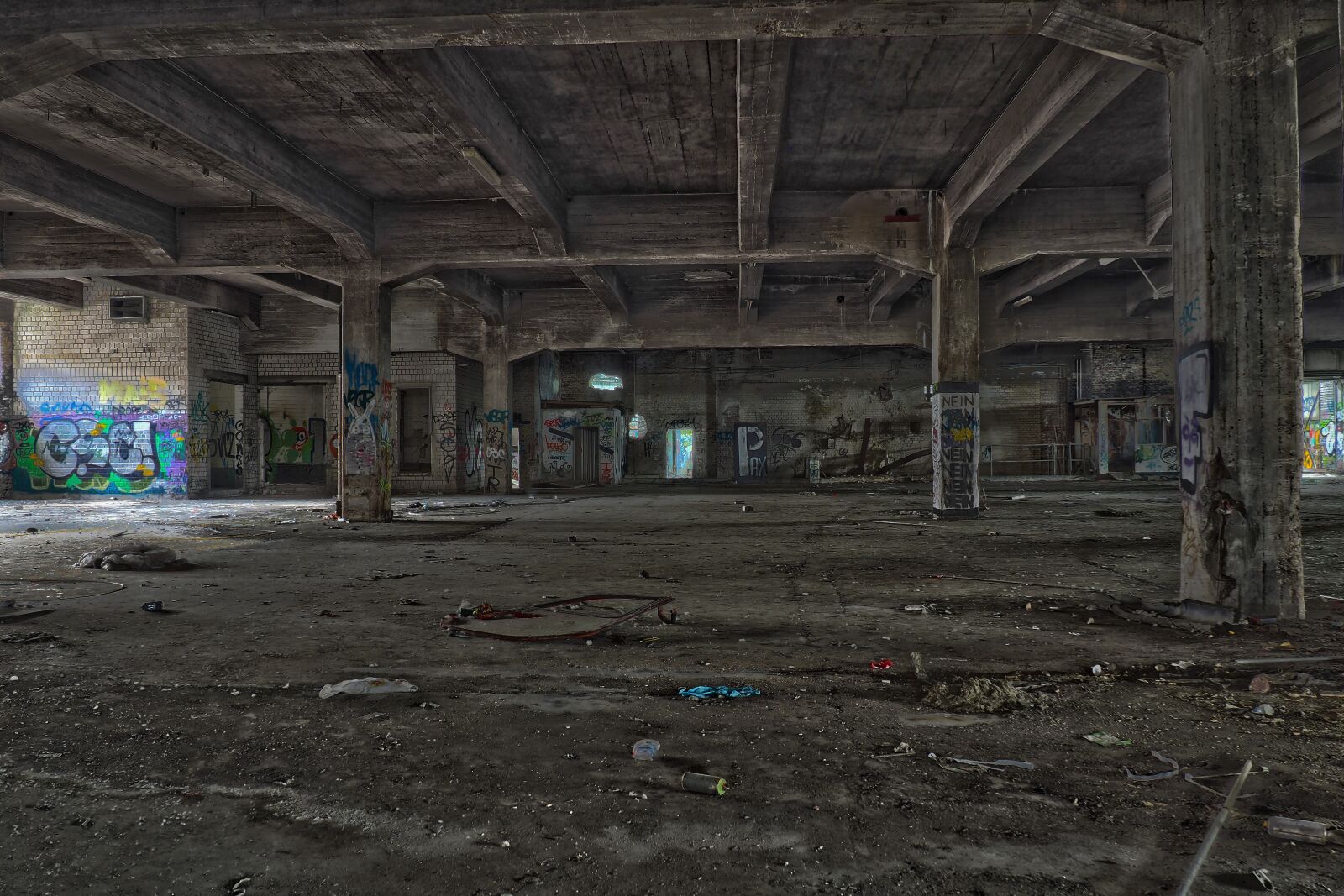 Olympus OM-D E-M10 sample photo. Lost places, factory, old photography