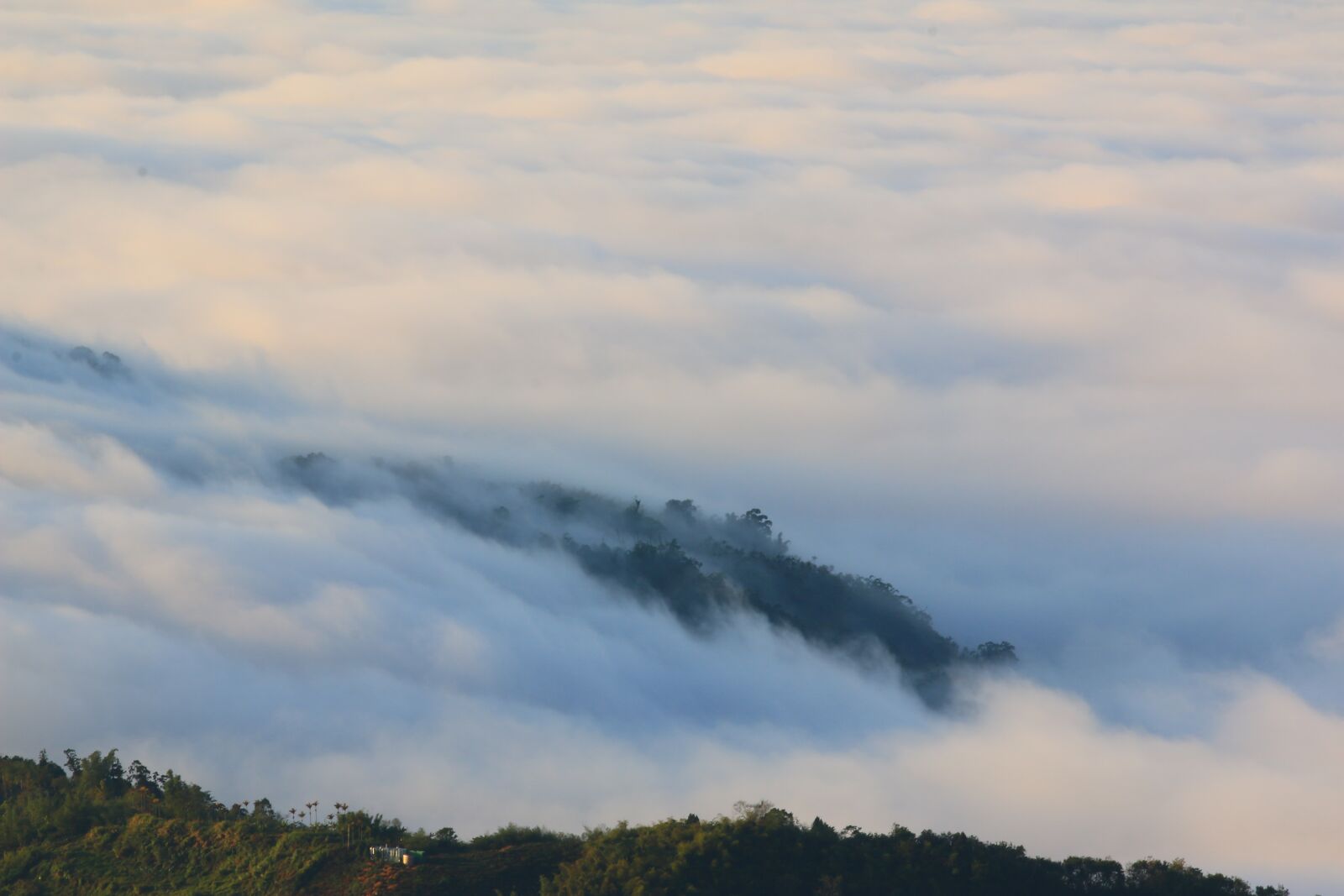Canon EOS 70D sample photo. A surname, clouds, sky photography