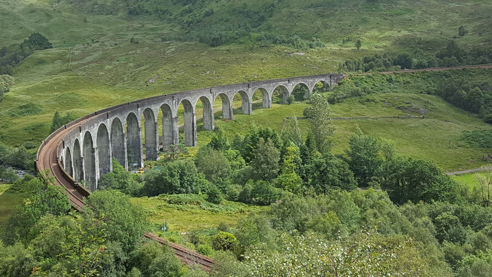Samsung Galaxy S6 sample photo. Harry potter, bridge, viaduct photography