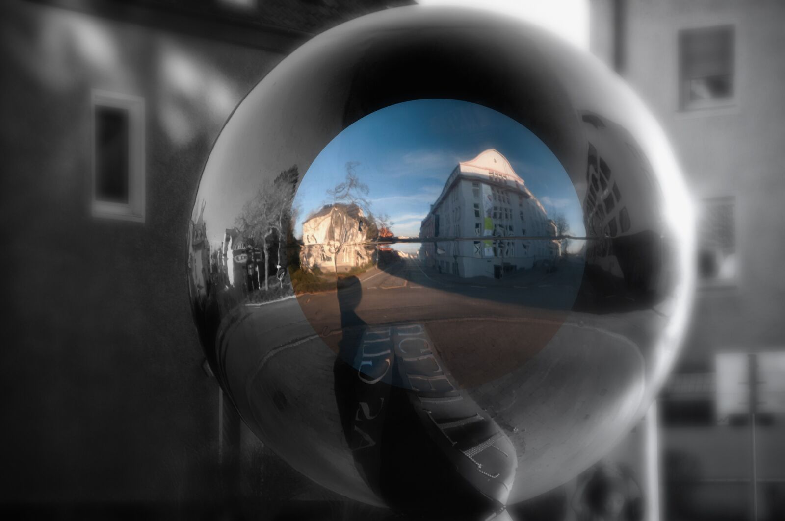 Nikon D300S sample photo. Herford, city, mirroring photography