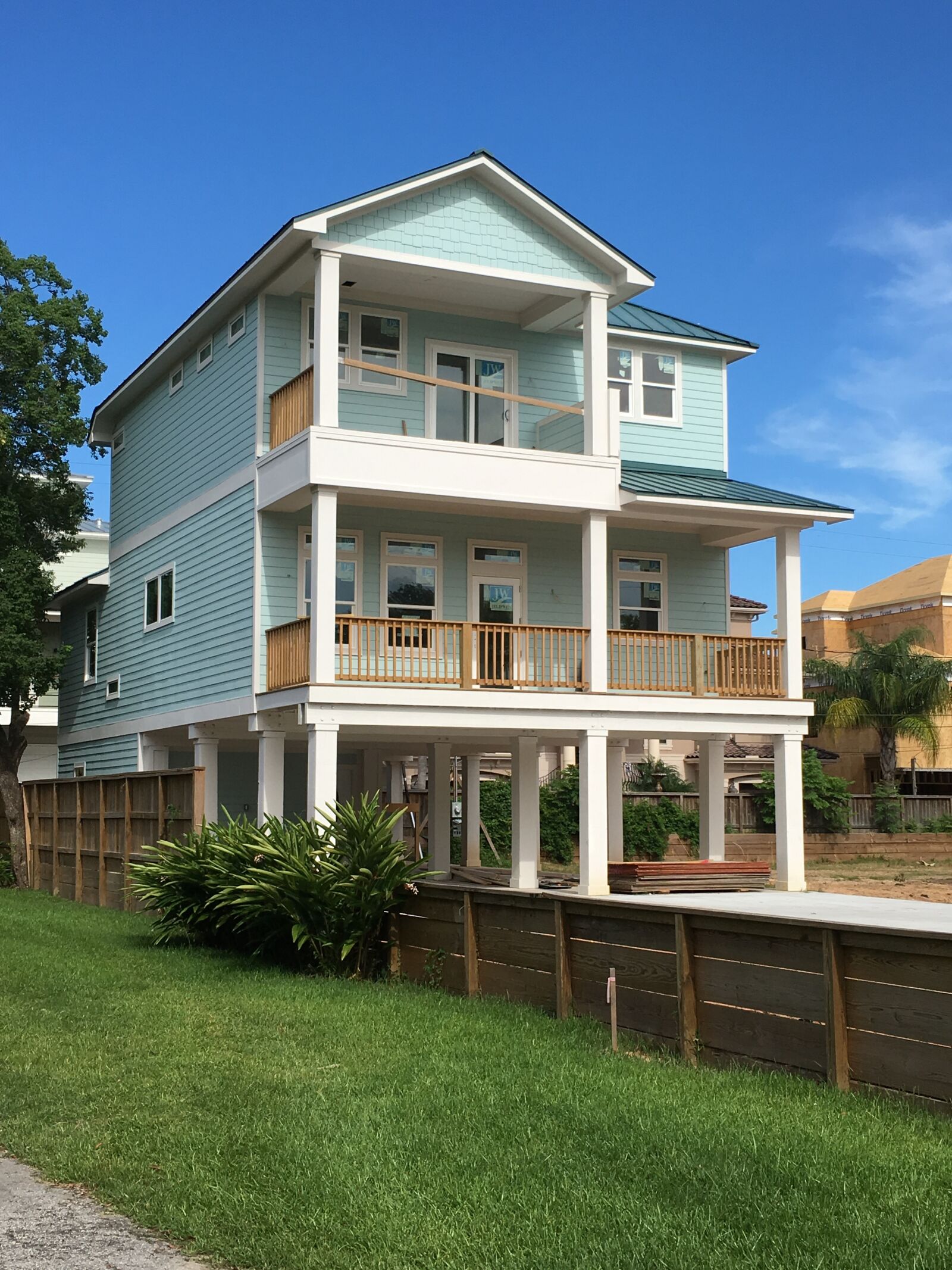 Apple iPhone 6s sample photo. Beach house, vacation home photography