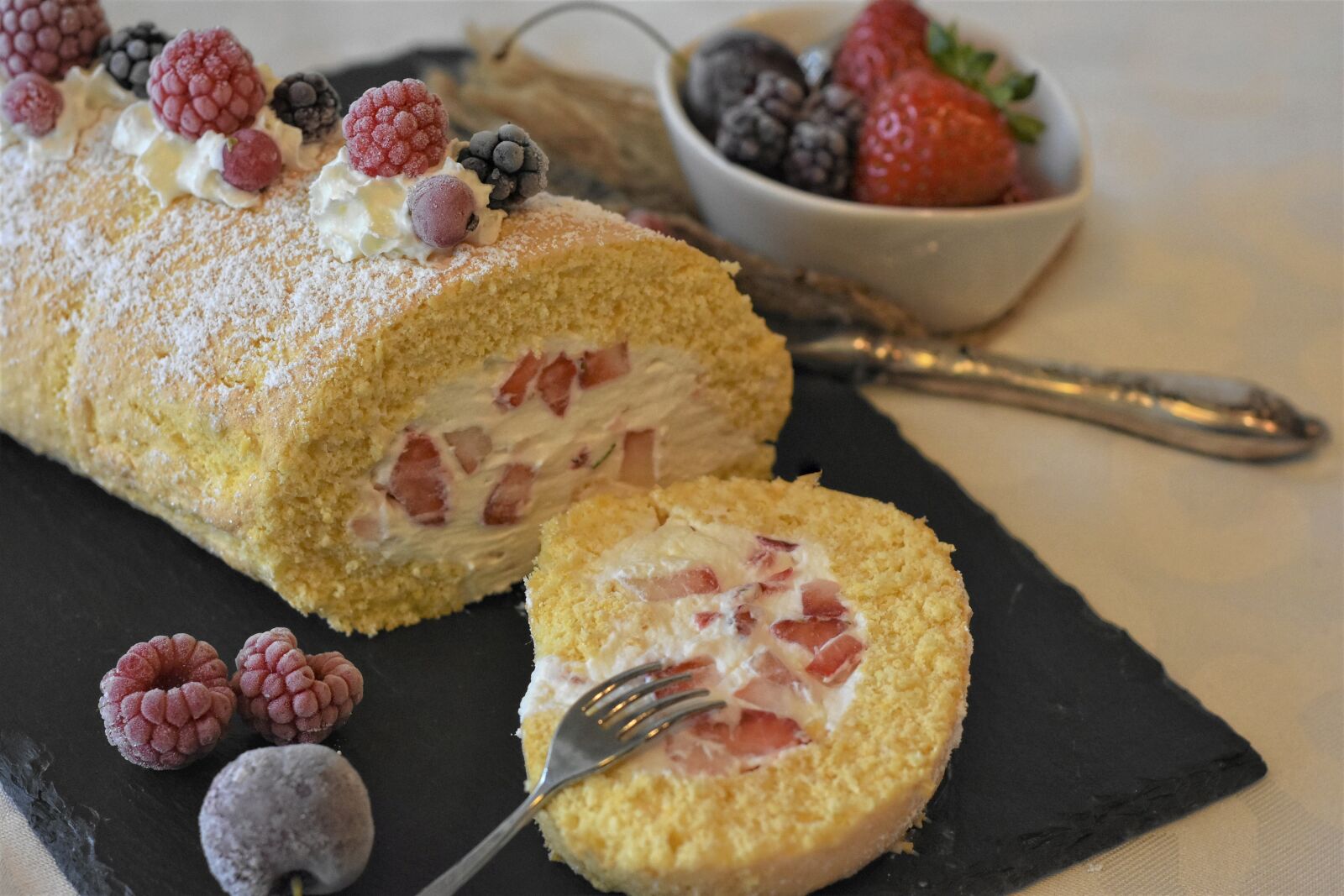 Nikon D7200 sample photo. Bisquit, bisquitrolle, swiss roll photography